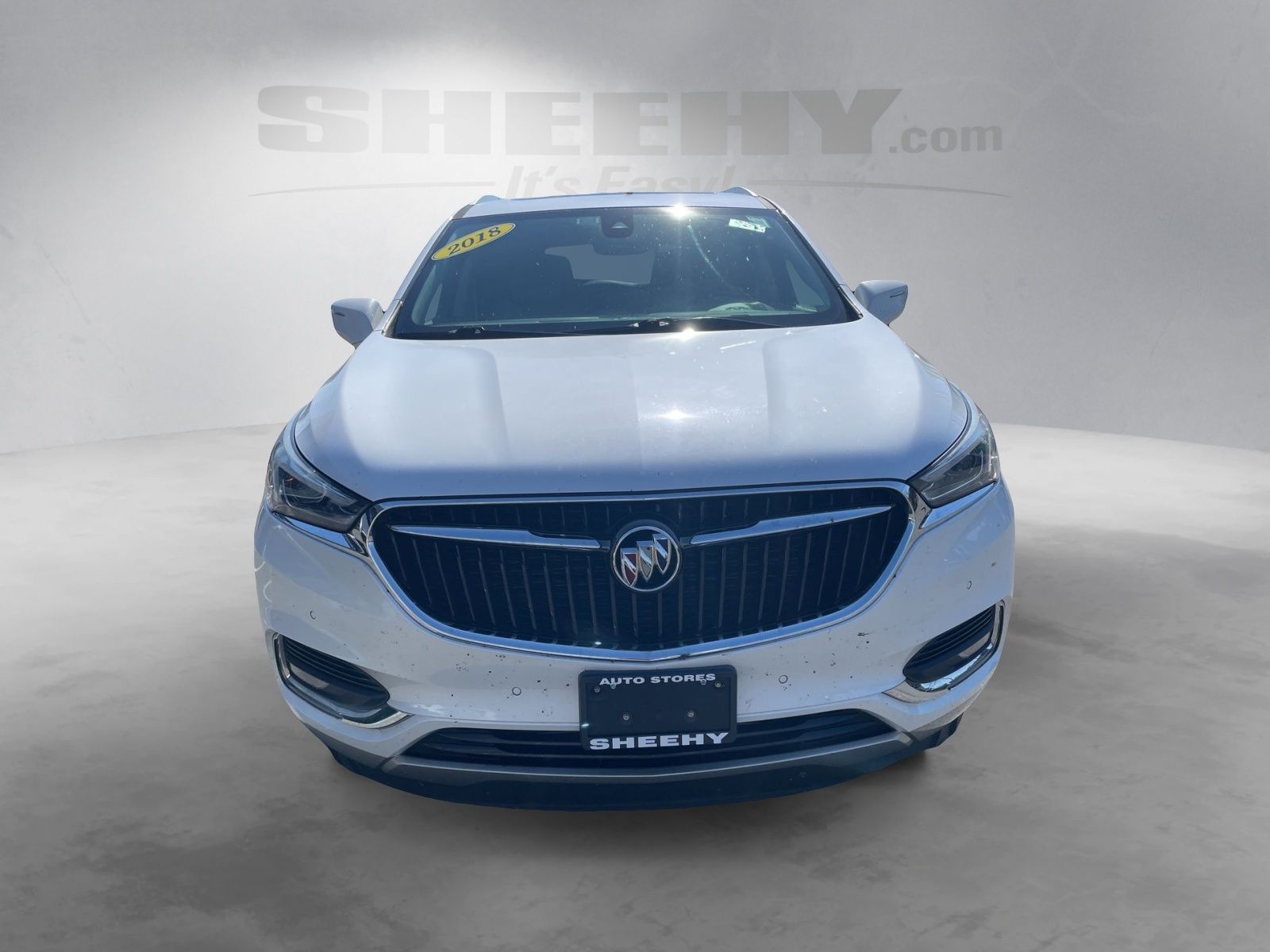 Used 2018 White Frost Buick Premium Group image 9