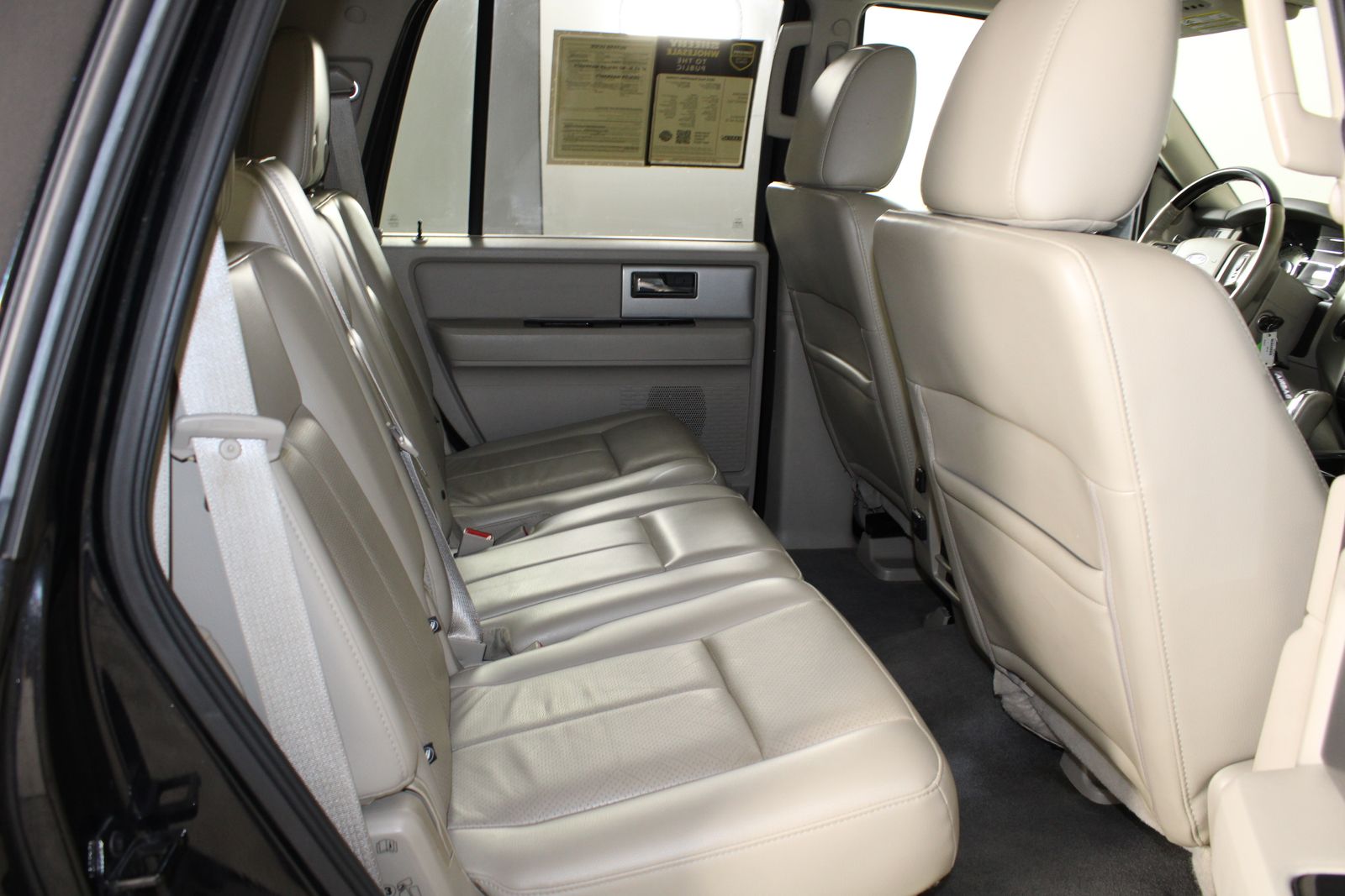 Used 2014 Black Ford Limited image 30