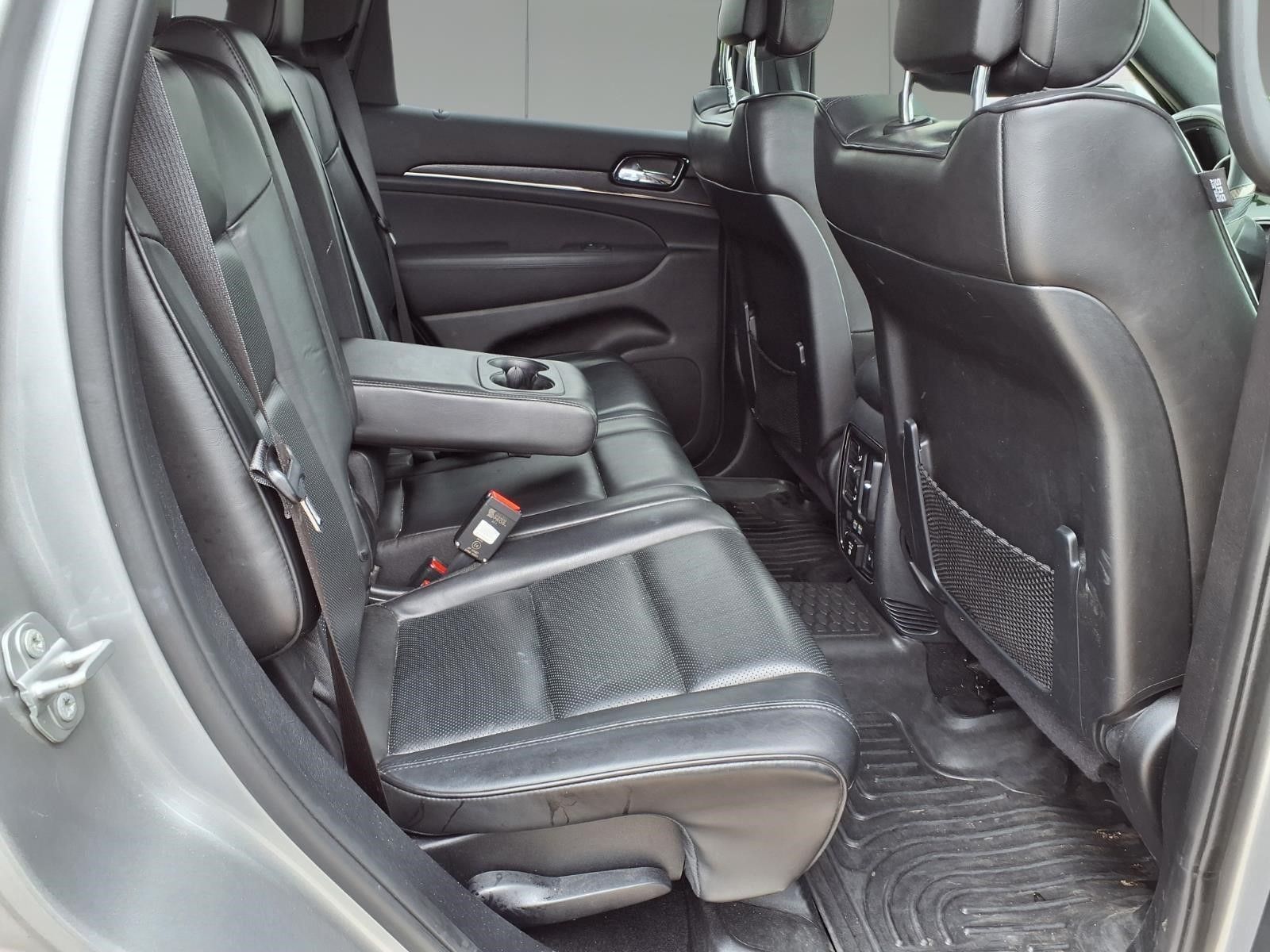 2020 Jeep Grand Cherokee High Altitude Silver at Community Toyota