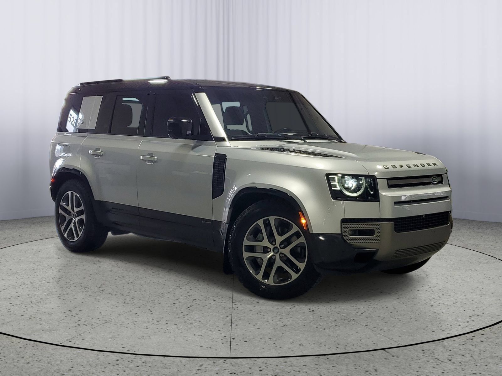 2021 Land Rover Defender 110 X-Dynamic SE AWD