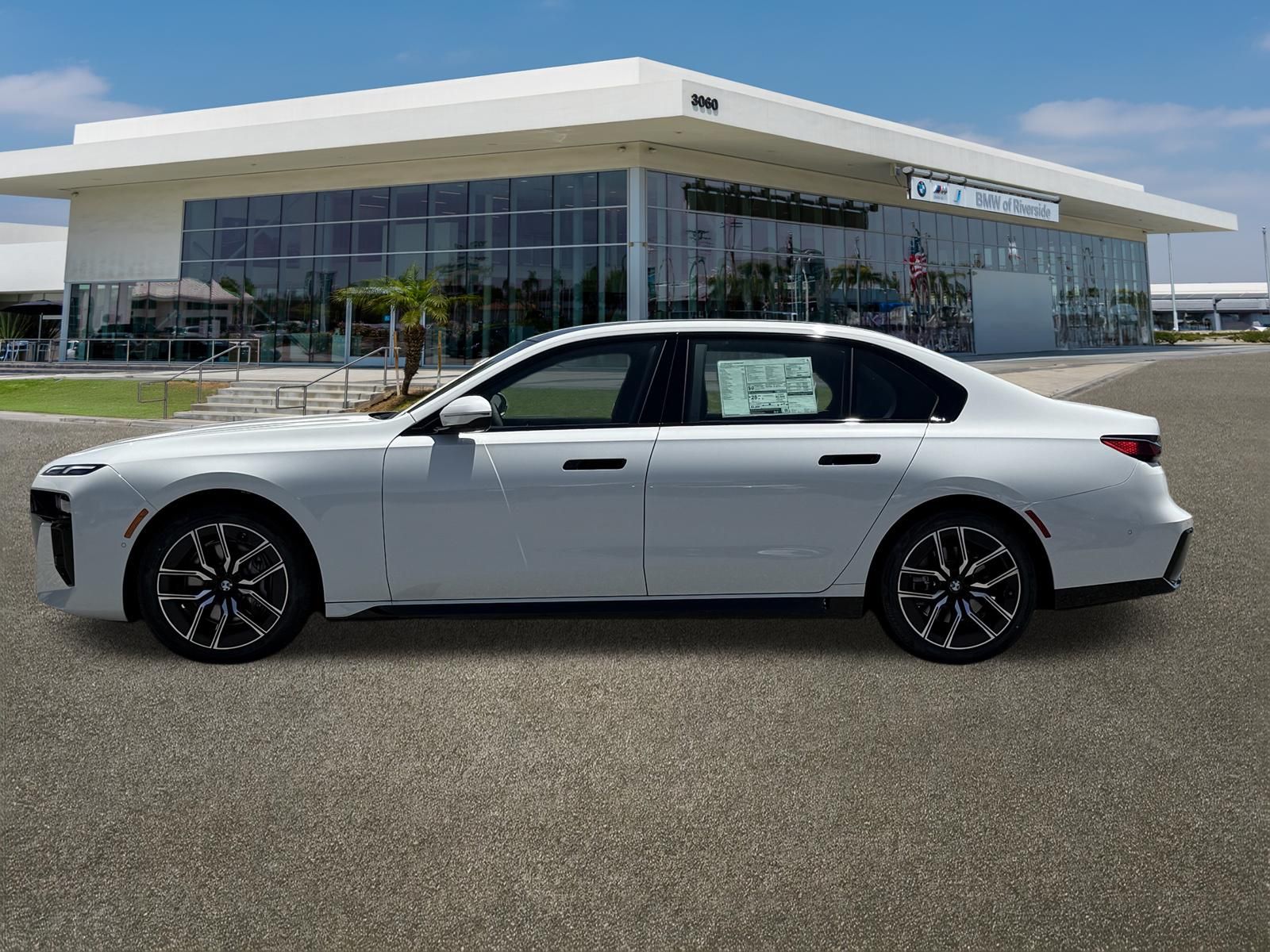 New 2026 White BMW 740i image 6
