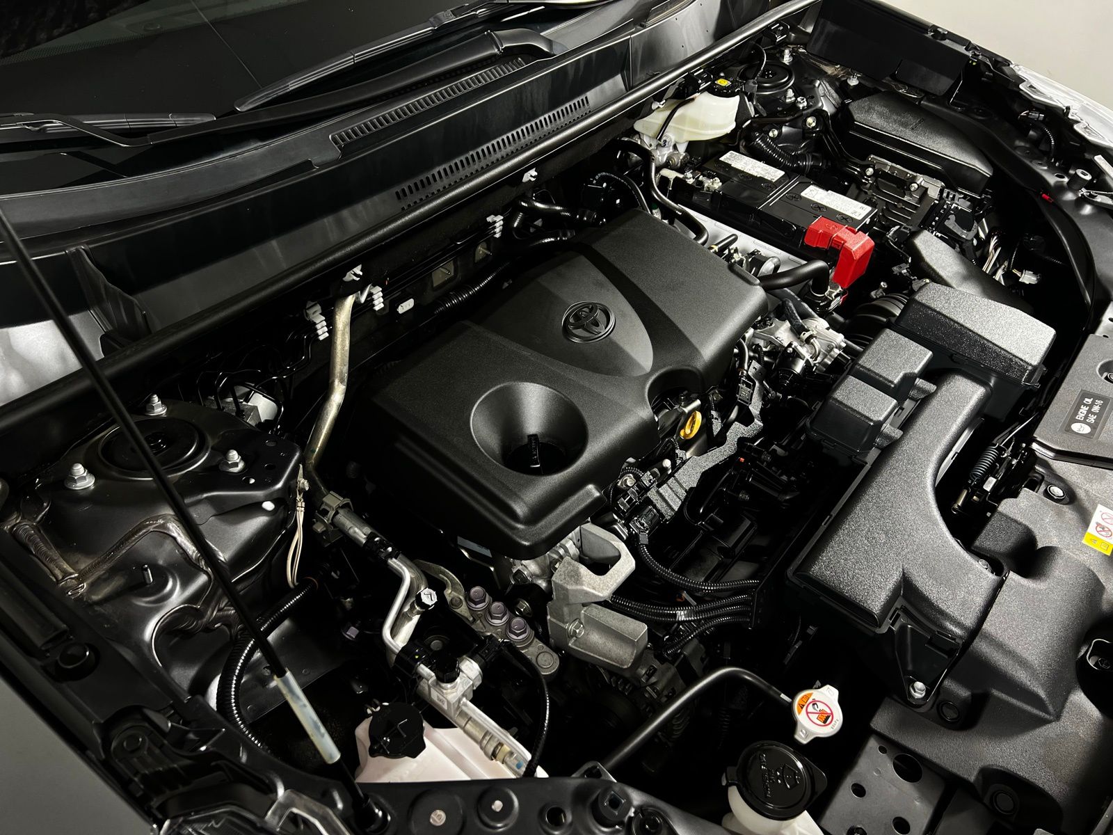 Thumbnail: 2024 Toyota RAV4 - 10