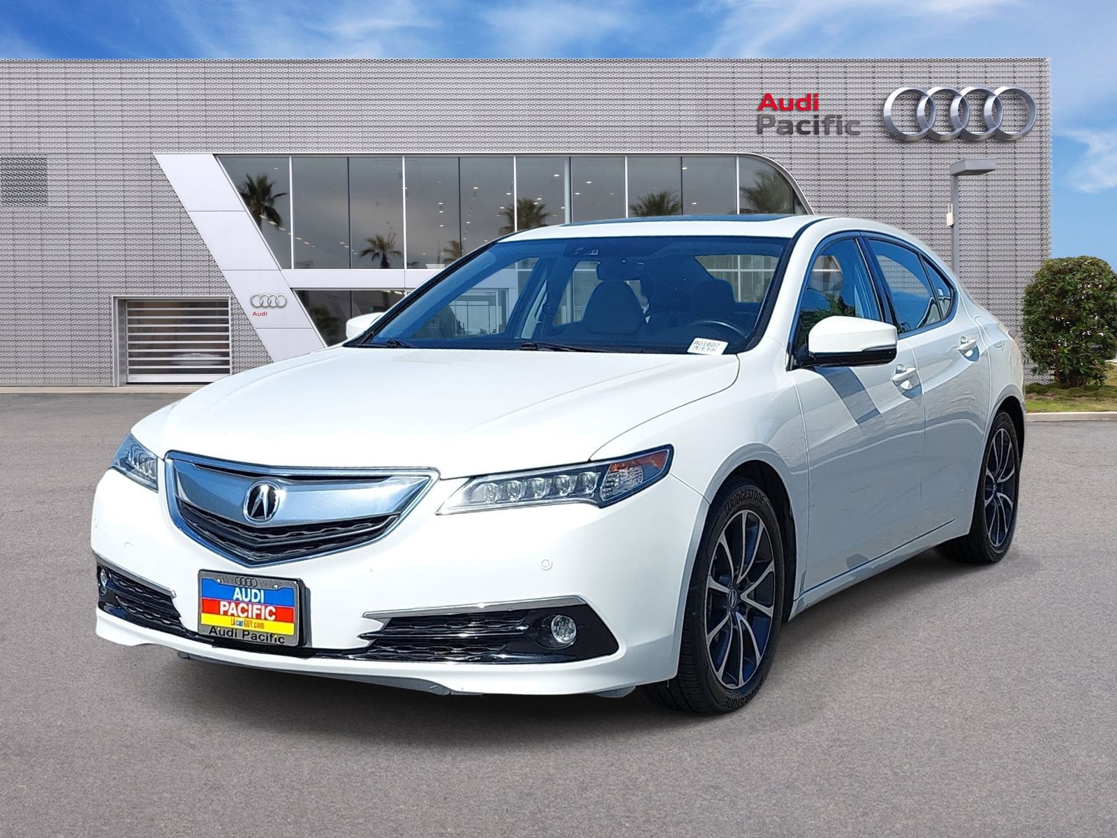 Bellanova White Pearl 2015 Acura TLX Sedan Front-Wheel Drive 9-Speed Automatic