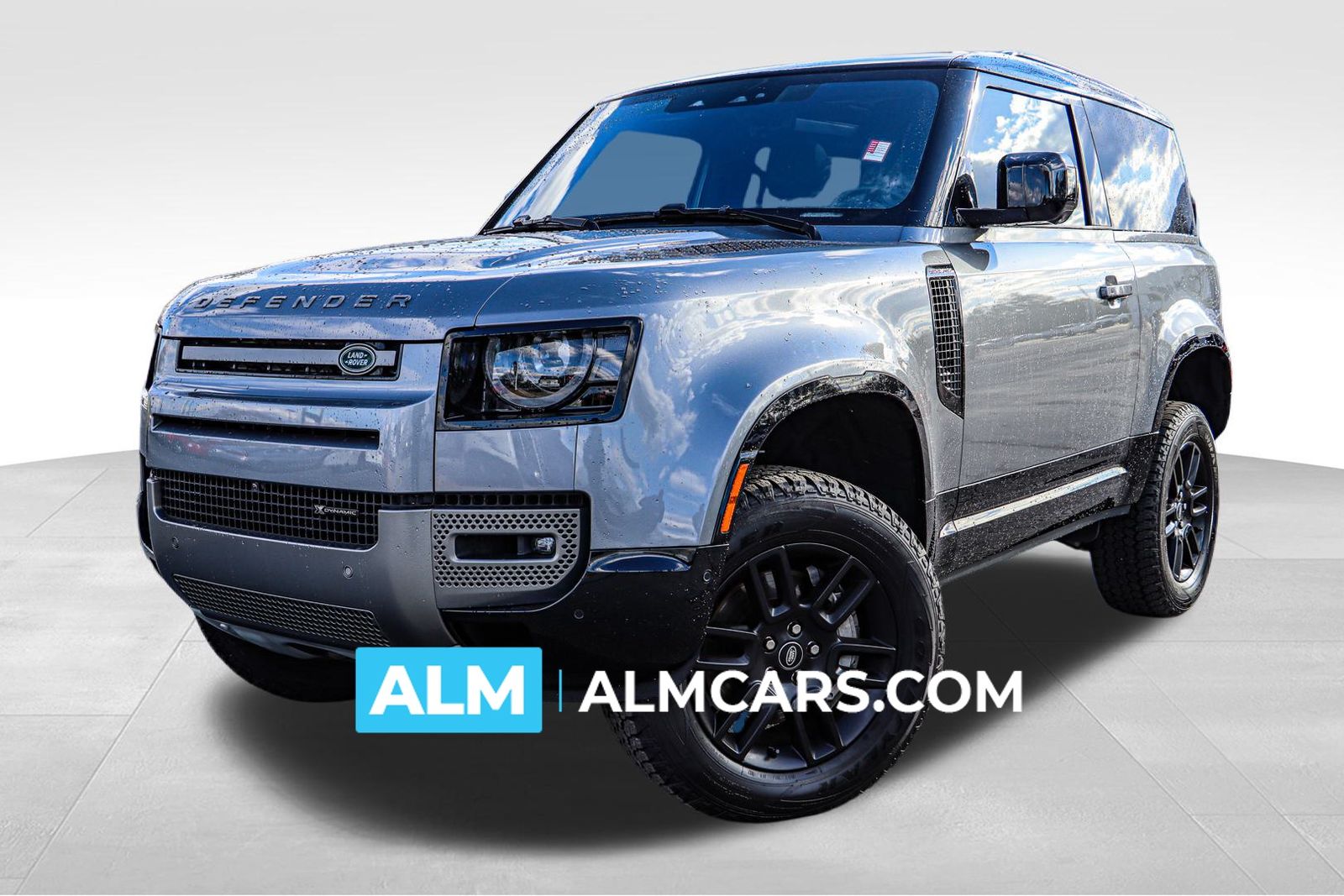 2022 Land Rover Defender X-Dynamic S's photo