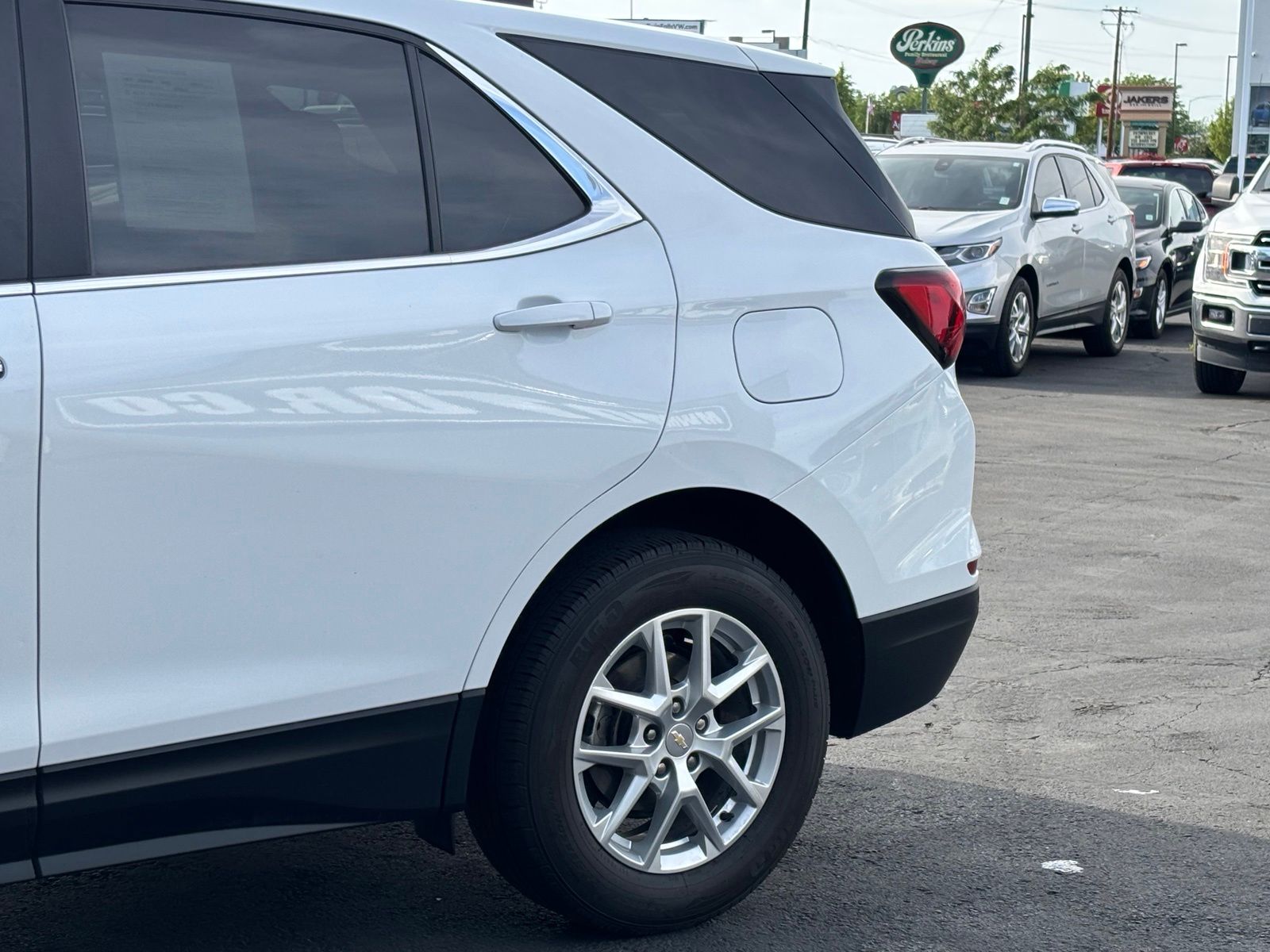 Used 2023 Chevrolet Equinox SUV