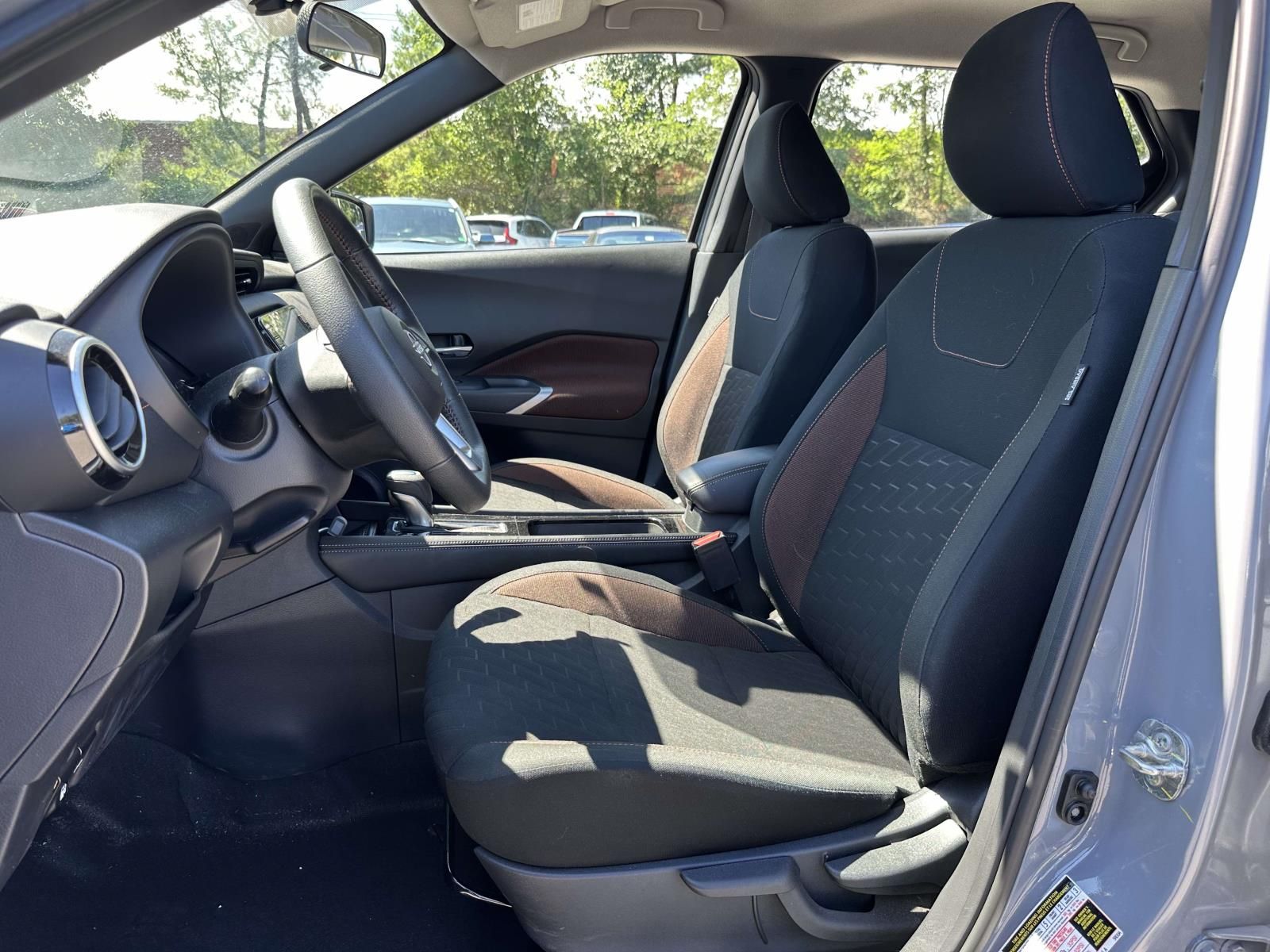 Used 2024 Gray Nissan SR image 8