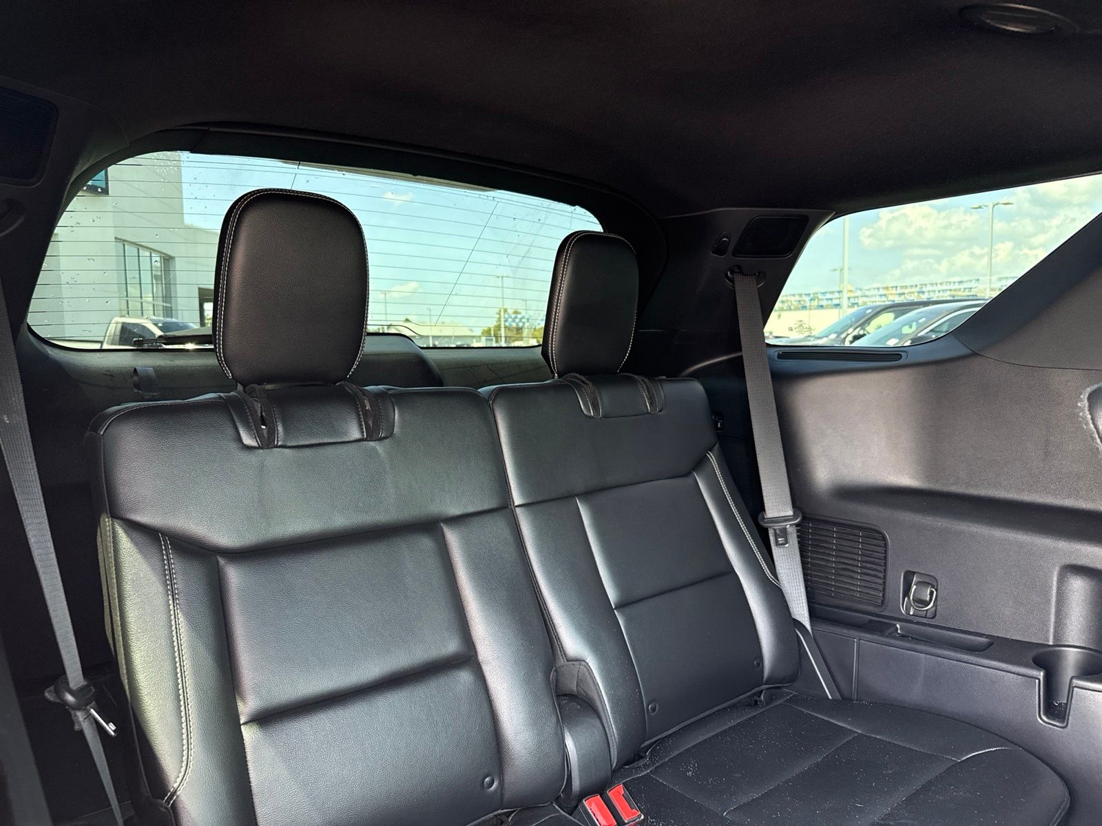 2022 Ford Explorer image 18
