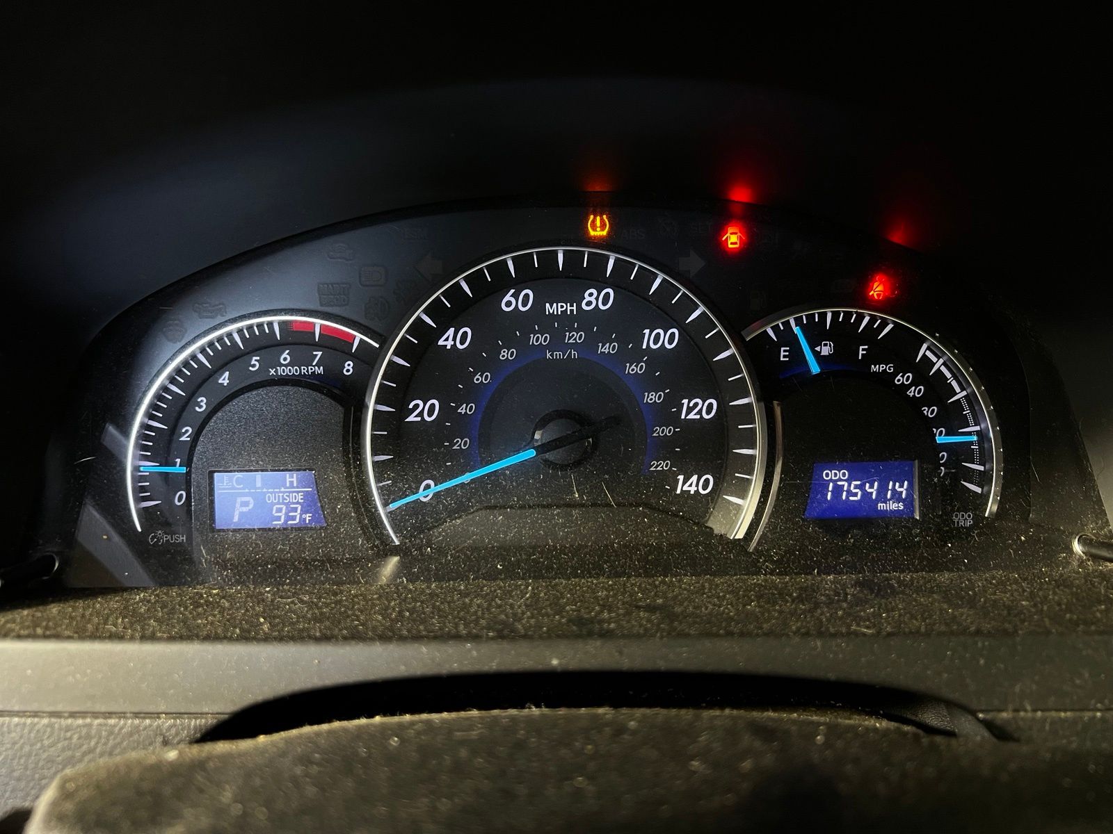Thumbnail: 2012 Toyota Camry - 10