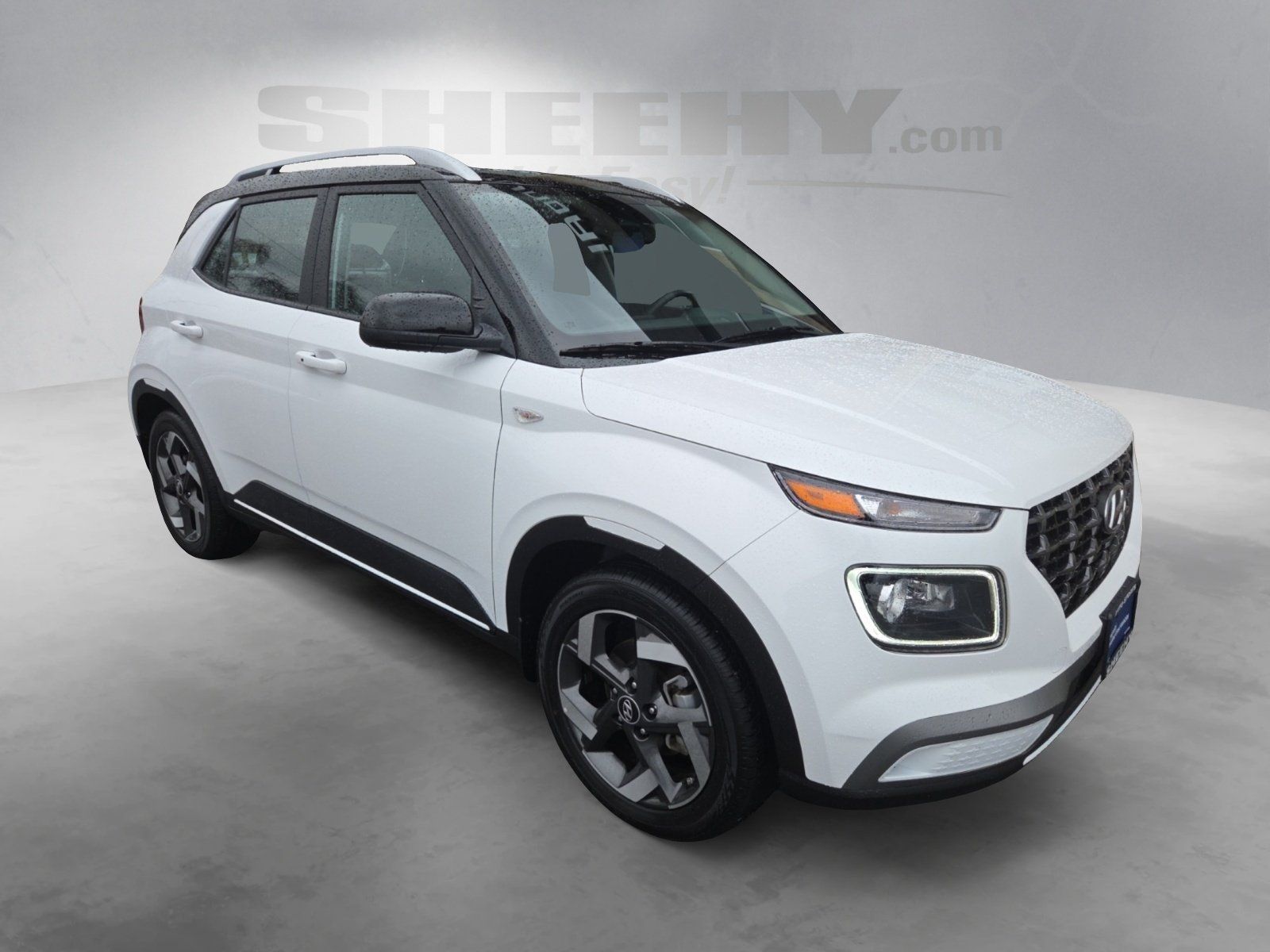 Used 2025 White Hyundai Limited image 2