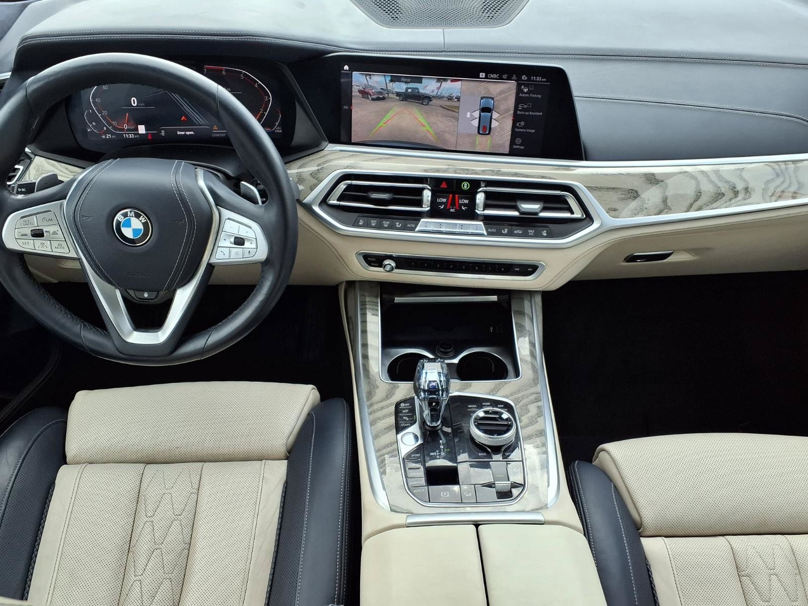 2019 BMW X7 xDrive50i - 10