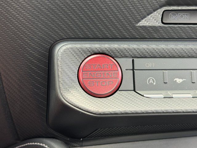 New 2026 Avalanche Gray Ford GT image 30