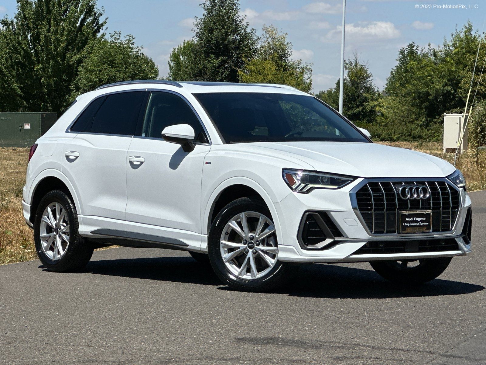 Arkona White 2025 Audi Q3 SUV / Crossover All-Wheel Drive 8-Speed Automatic