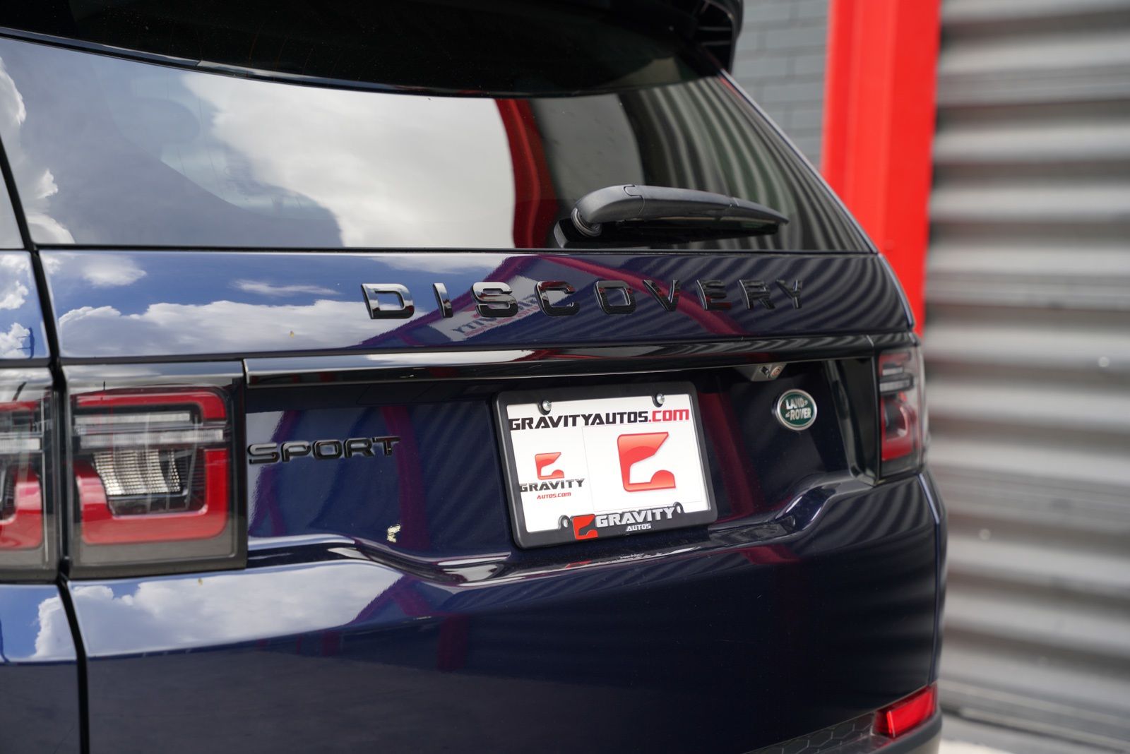 View vehicle photo 5