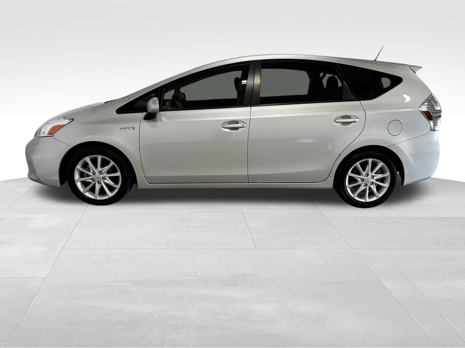 Used Car 2014 Toyota Prius V  For Sale Under $12,000 In Austin, Texas