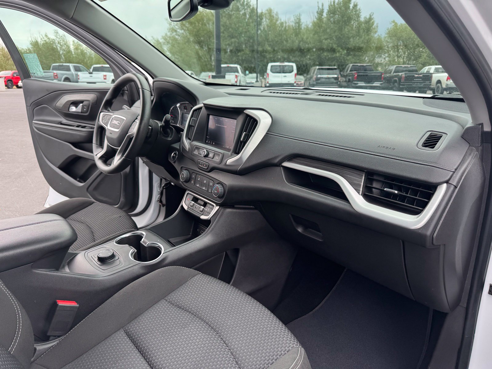 Used 2024 GMC Terrain SUV