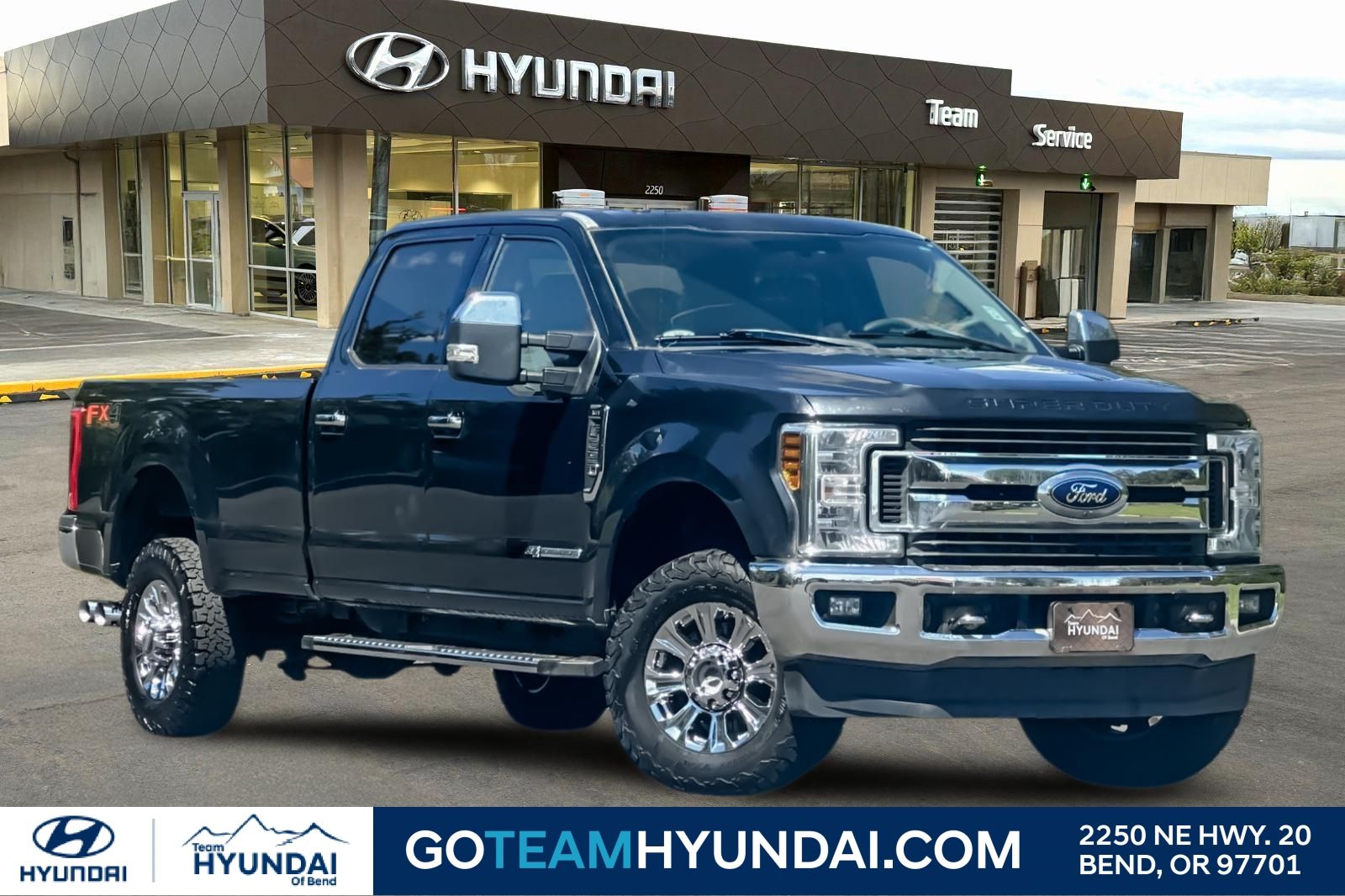 Shadow Black 2018 Ford F-350 Super Duty XLT Crew Cab 4WD Pickup Truck Four-Wheel Drive 6-Speed Automatic