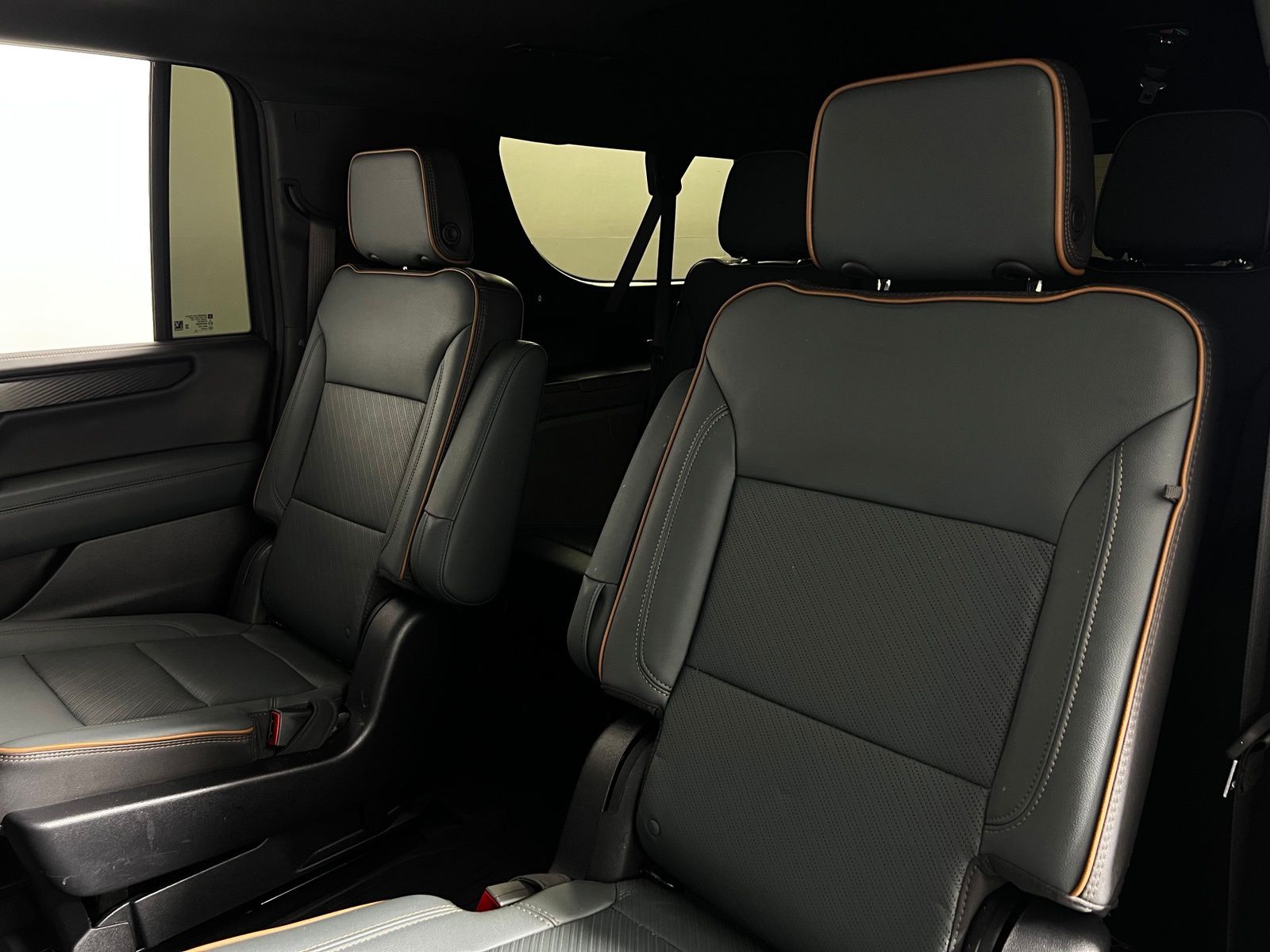 Thumbnail: 2025 GMC Yukon XL - 27