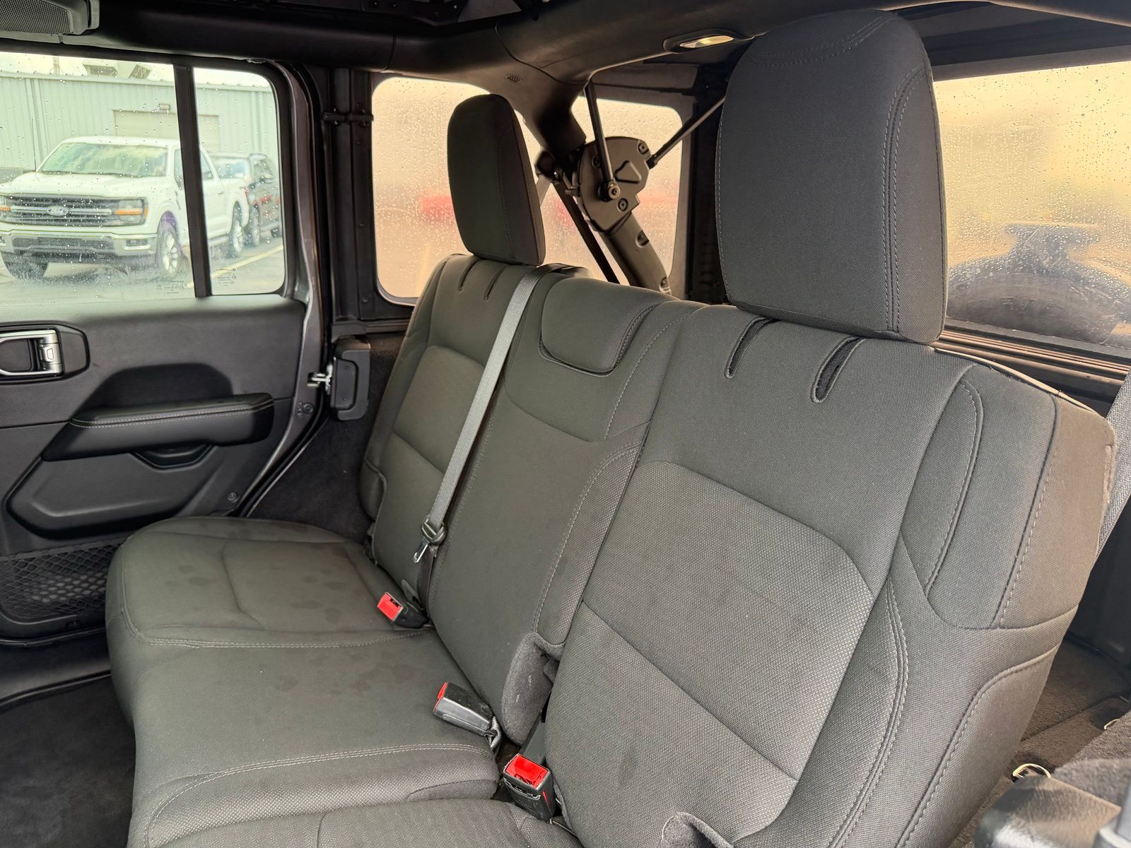 2021 Jeep Wrangler image 12