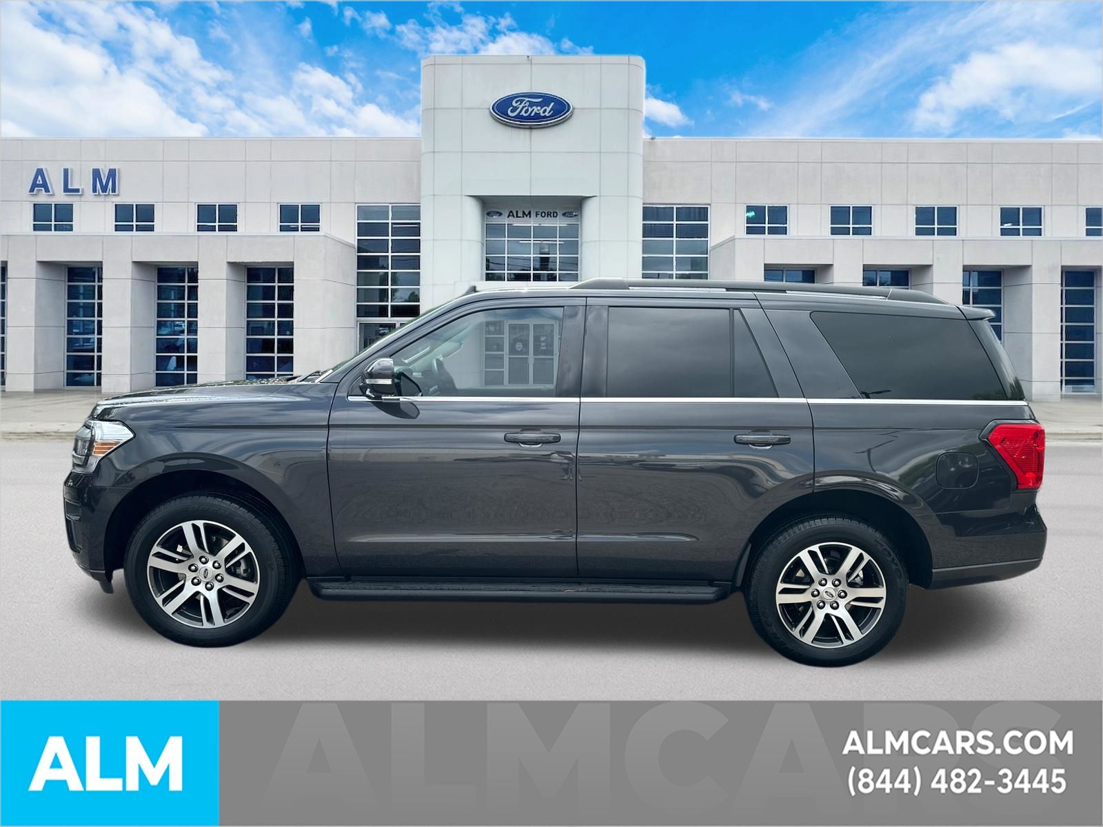 Used 2024 Gray Ford XLT image 9