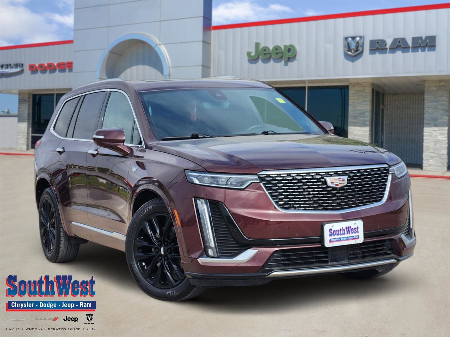 Rosewood Metallic 2022 Cadillac XT6 Premium Luxury FWD SUV / Crossover Front-Wheel Drive 9-Speed Automatic