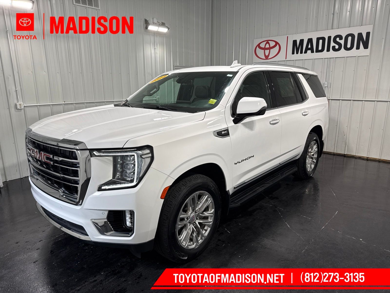 Summit White 2022 GMC Yukon SUV / Crossover Four-Wheel Drive