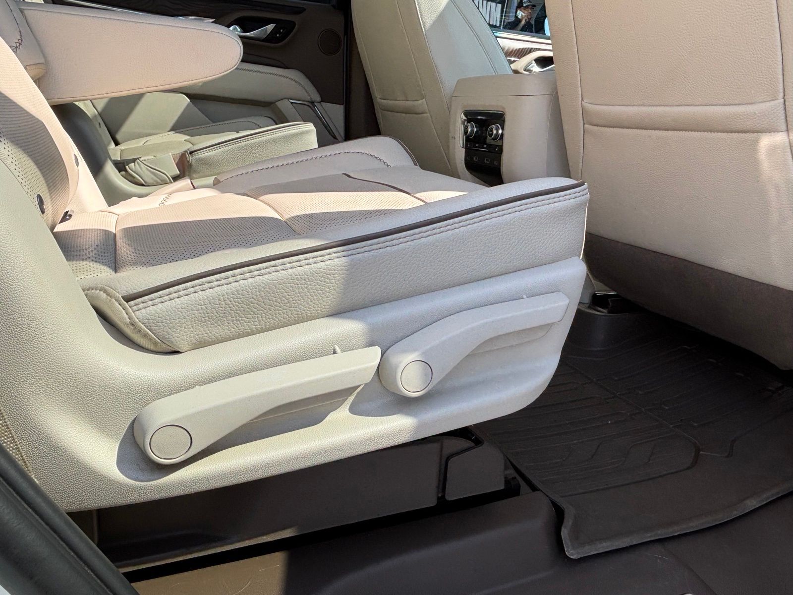 Used 2023 GMC Yukon SUV