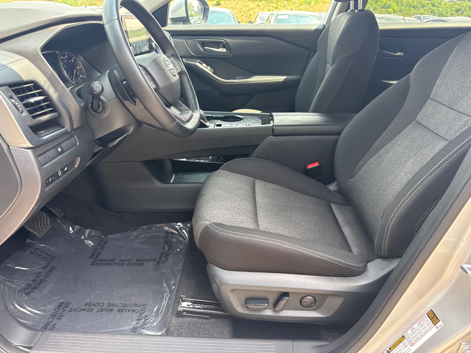 Used 2025 Brilliant Silver Metallic Nissan SV image 9
