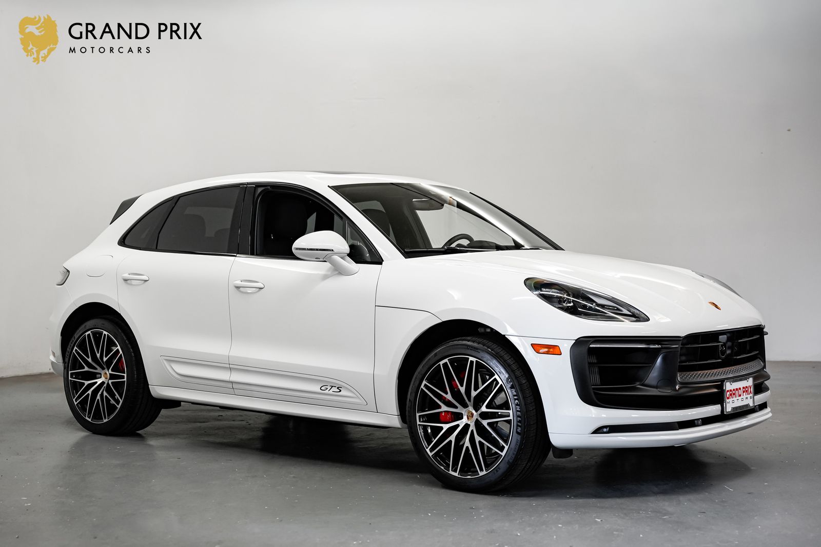 2022 Porsche Macan