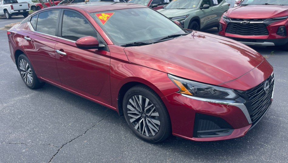 Red (Scarlet Ember Tintcoat) 2023 Nissan Altima Sedan All-Wheel Drive Continuously Variable Transmission
