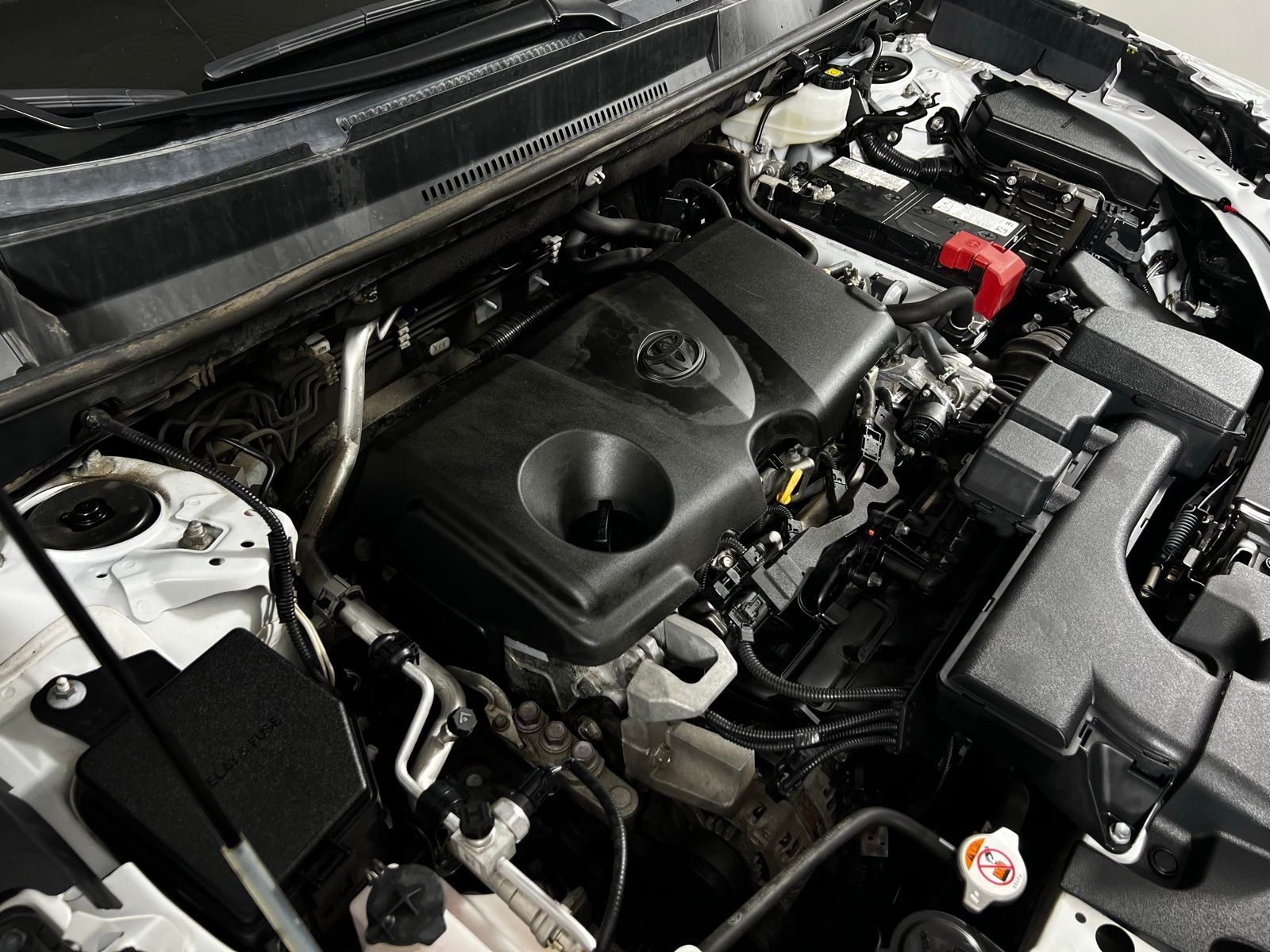 Thumbnail: 2024 Toyota RAV4 - 10