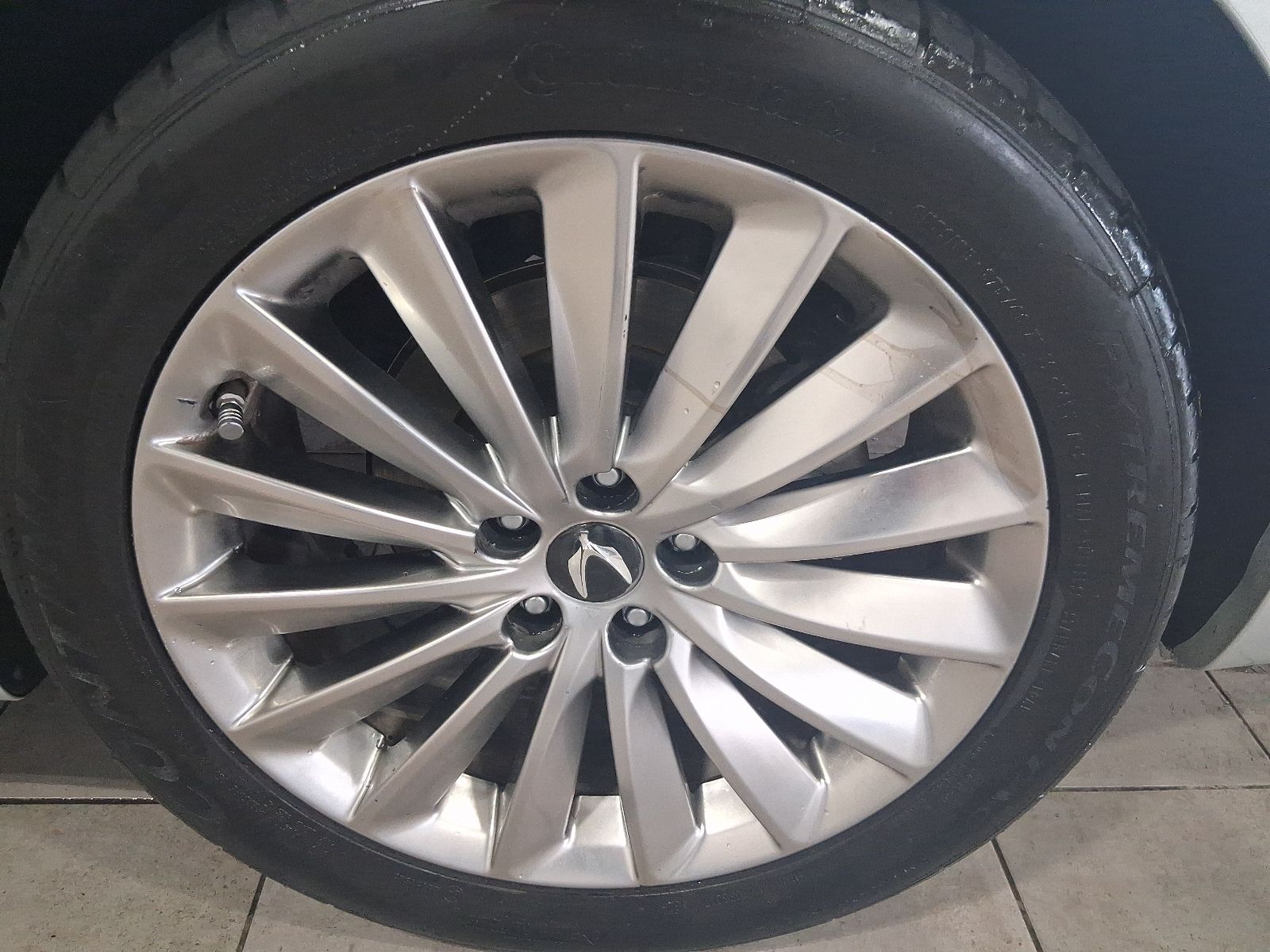 Used Car 2014 Hyundai Equus  Signature For Sale Under $15,000 In Austin, Texas