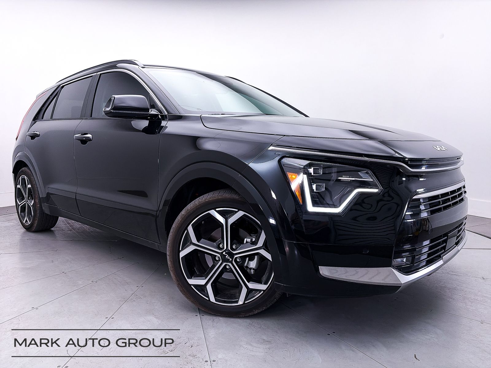 2024 Kia Niro SX Touring