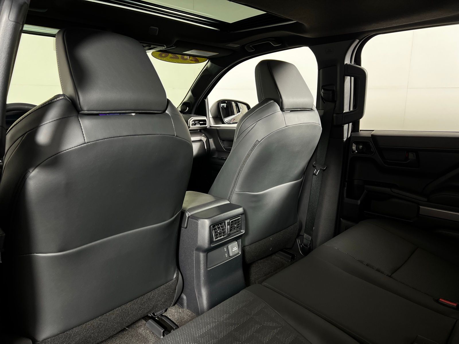 Thumbnail: 2026 Toyota 4Runner - 24
