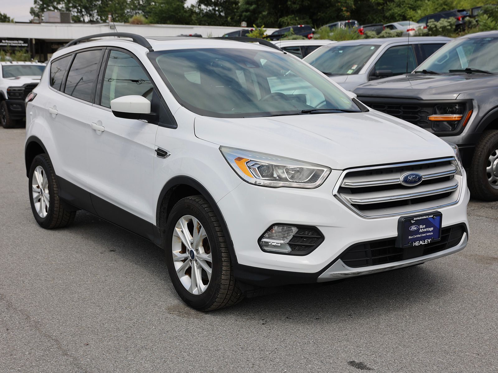Oxford White 2018 Ford Escape SUV / Crossover All-Wheel Drive 6-Speed Automatic