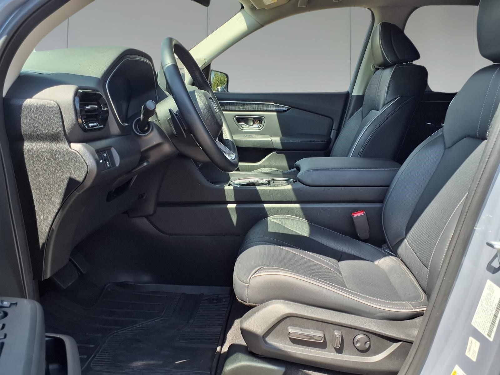 2023 Honda Pilot Elite  at Classic Chevrolet Galveston