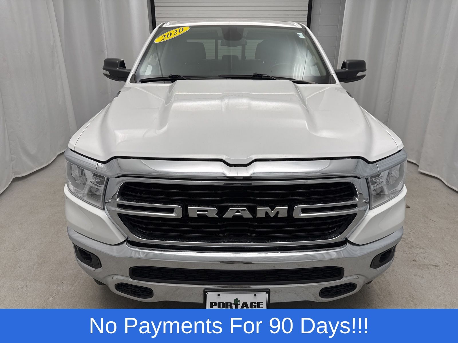 View vehicle photo 7