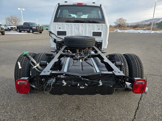 2026 Ford F-350SD thumbnail 5