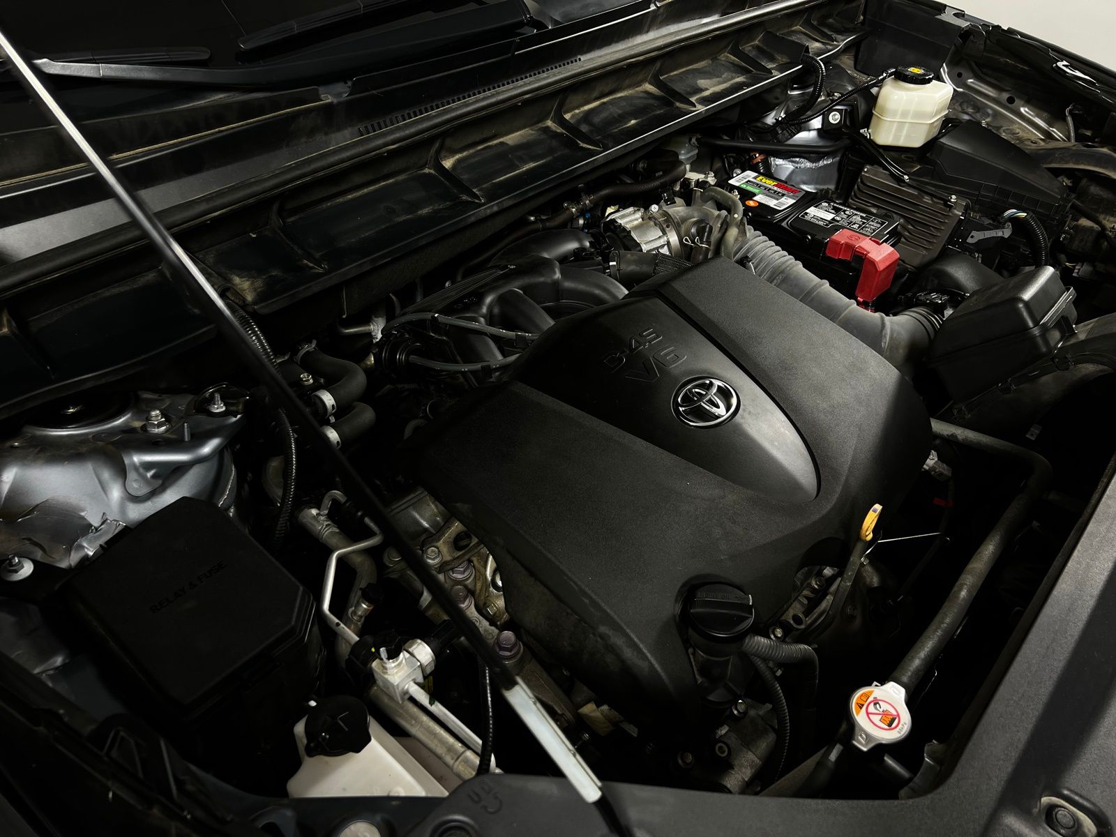 Thumbnail: 2021 Toyota Highlander - 10