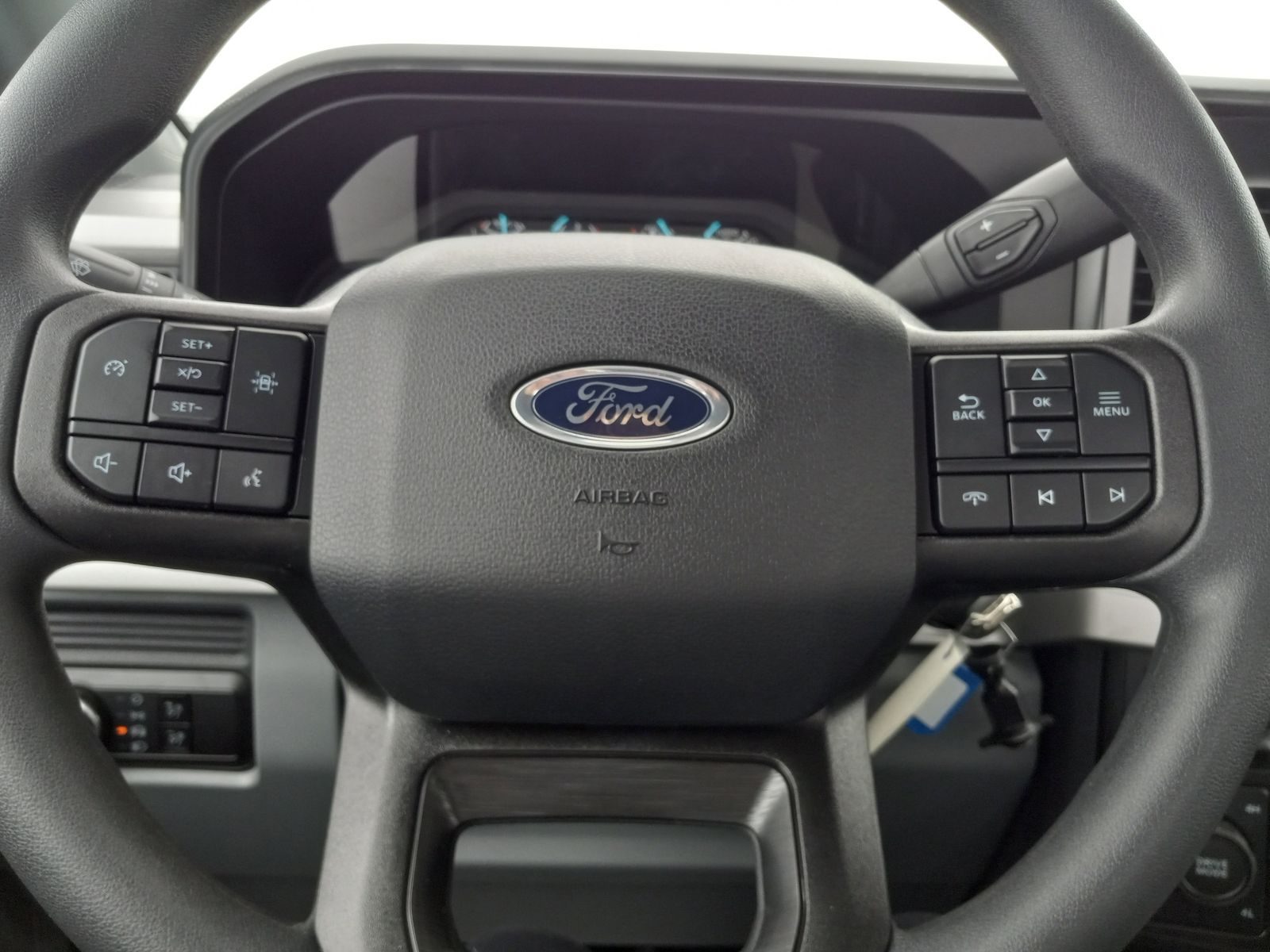 2026 Ford F-550SD image 13