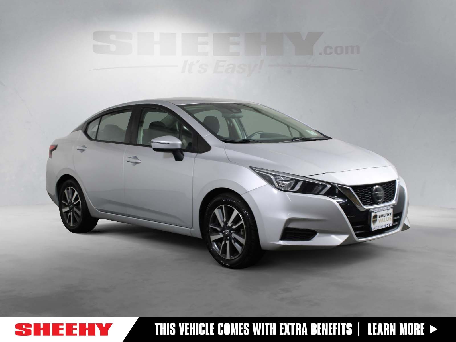 2021 Nissan Versa SV FWD