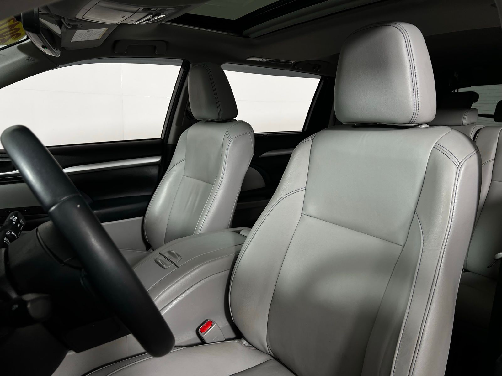 2017 Toyota Highlander XLE 13