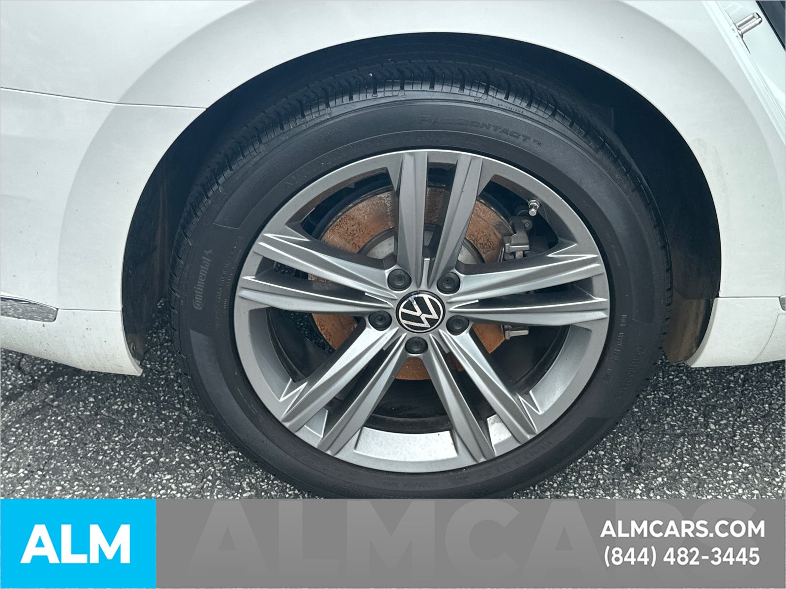 Used 2023 Opal White Pearl Effect Volkswagen 2.0T SE R-Line image 20