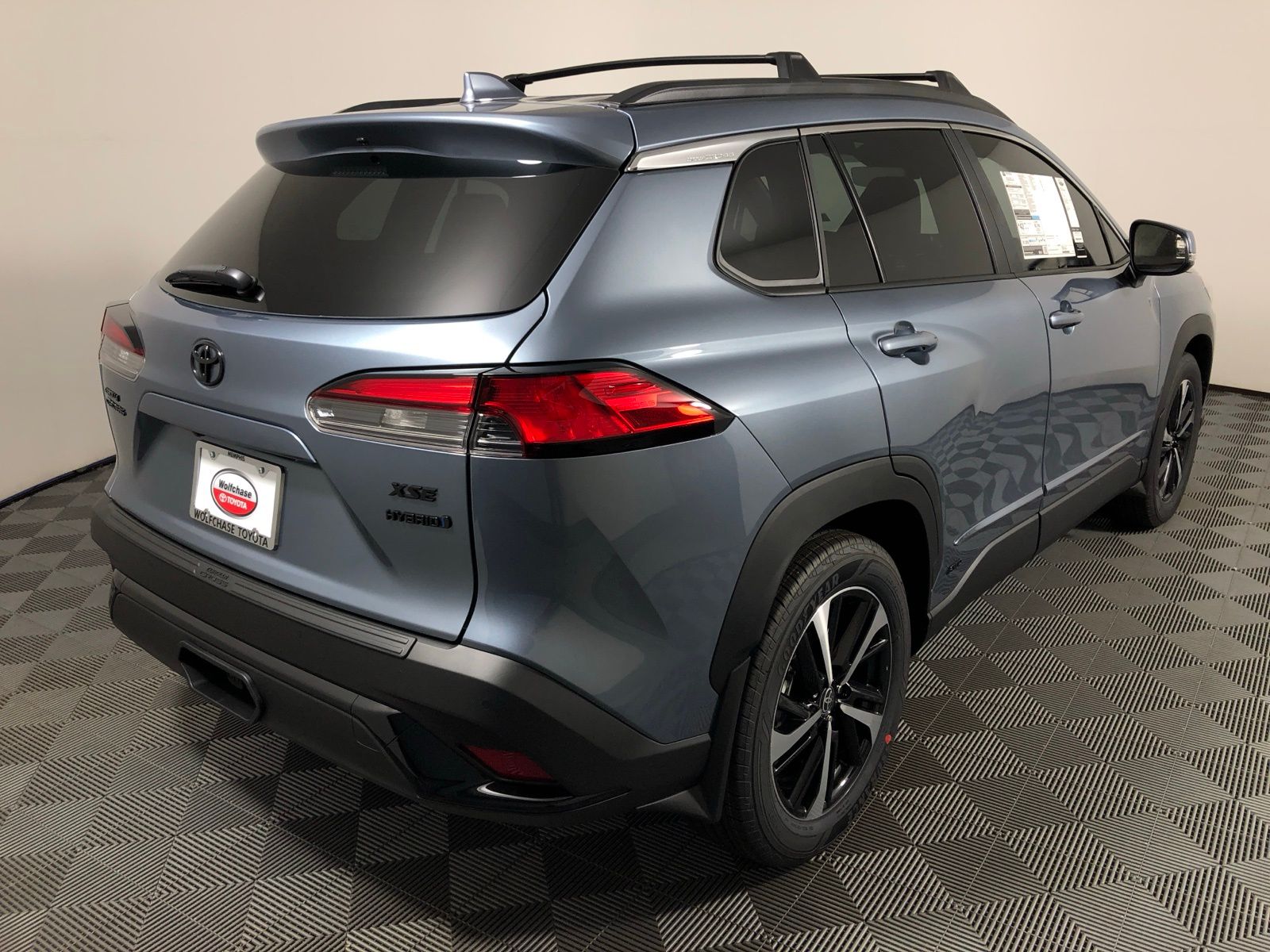 2025 Toyota Corolla Cross XSE 5