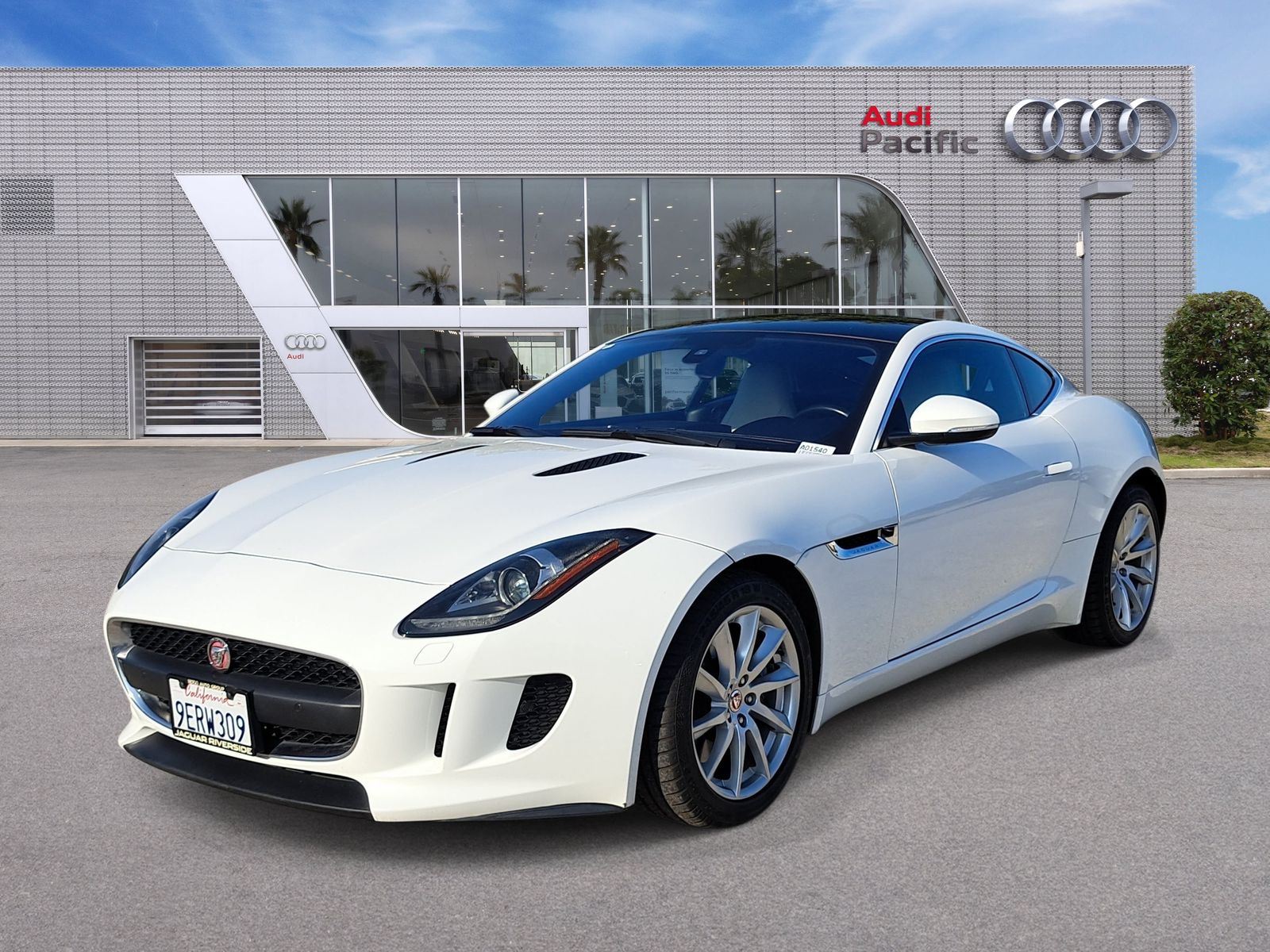 2017 Jaguar F-TYPE Premium Coupe RWD
