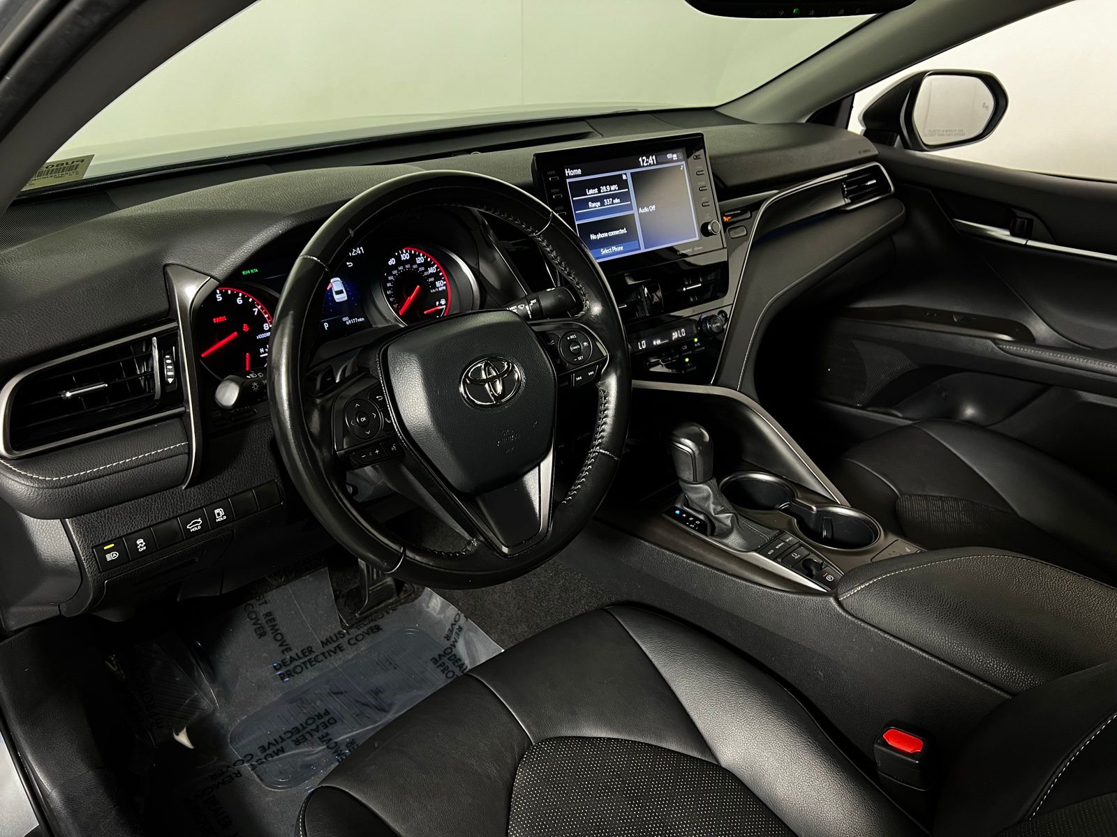 Thumbnail: 2023 Toyota Camry - 10