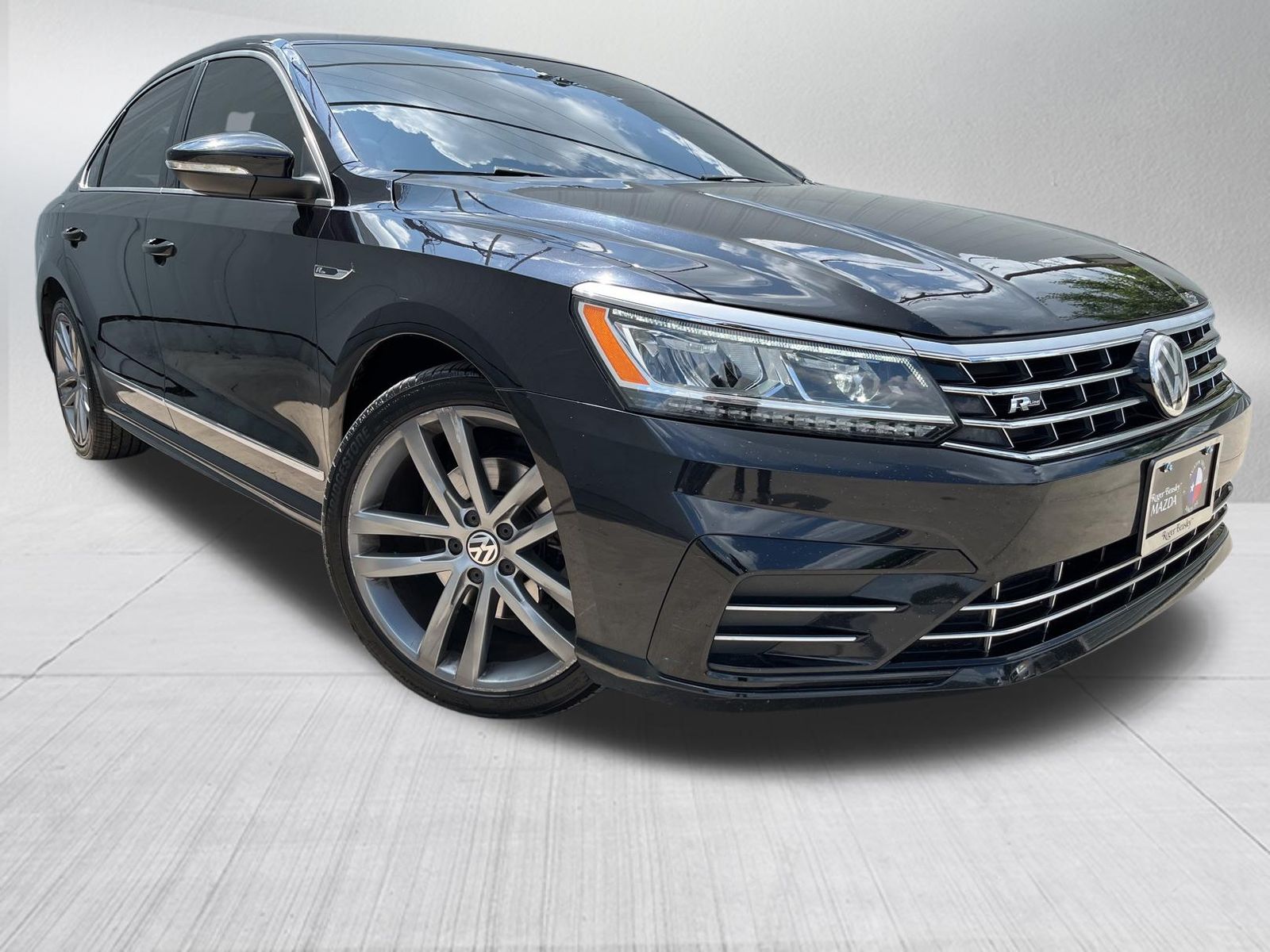 Used Car 2017 Volkswagen Passat  1.8t R-line For Sale Under $15,000 In Austin, Texas