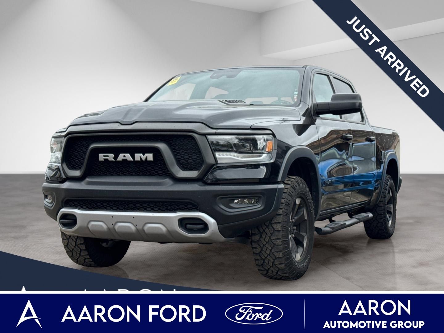 Diamond Black 2022 RAM 1500 Pickup Truck Four-Wheel Drive 8-Speed Automatic