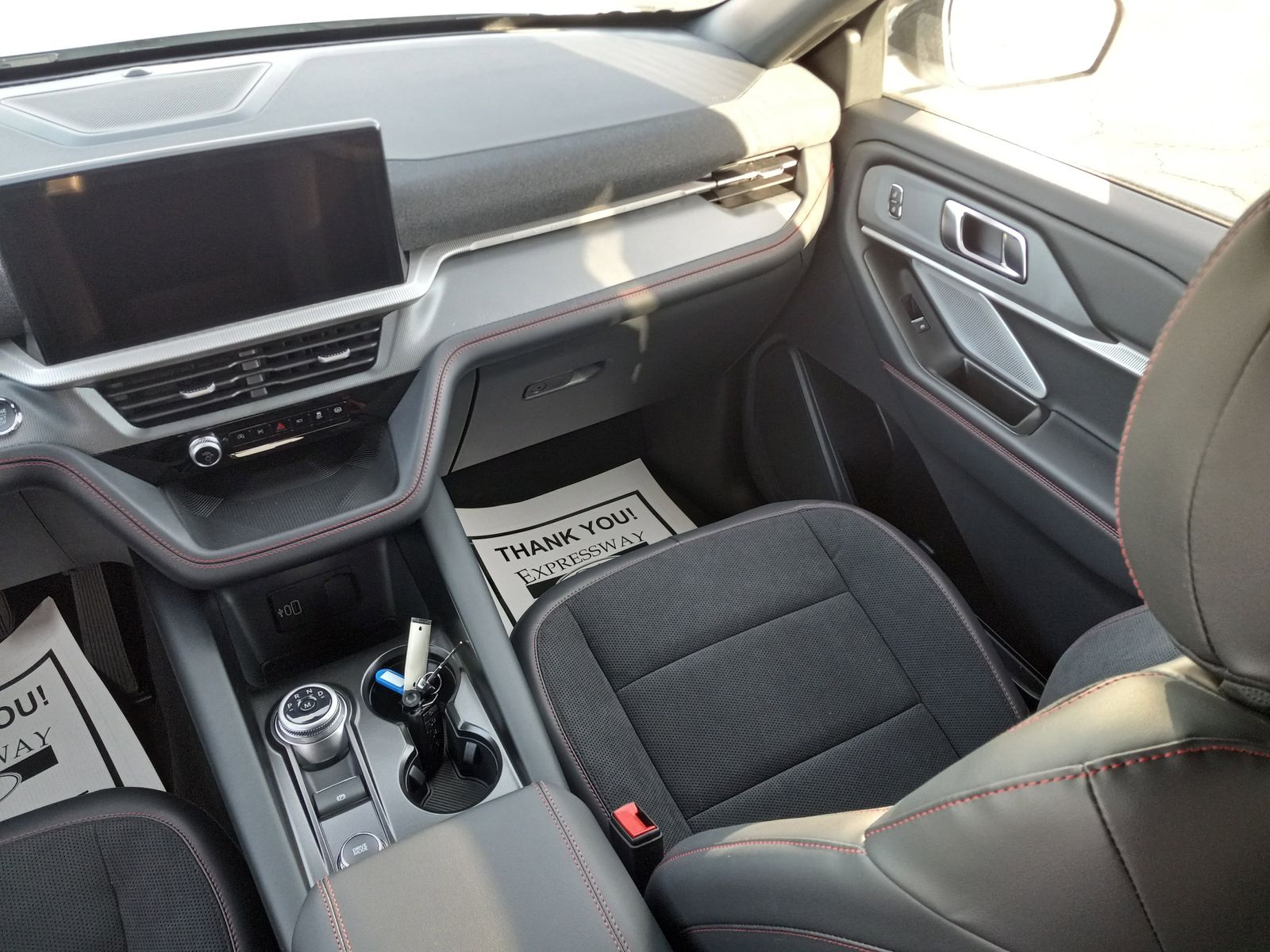 2026 Ford Explorer image 18