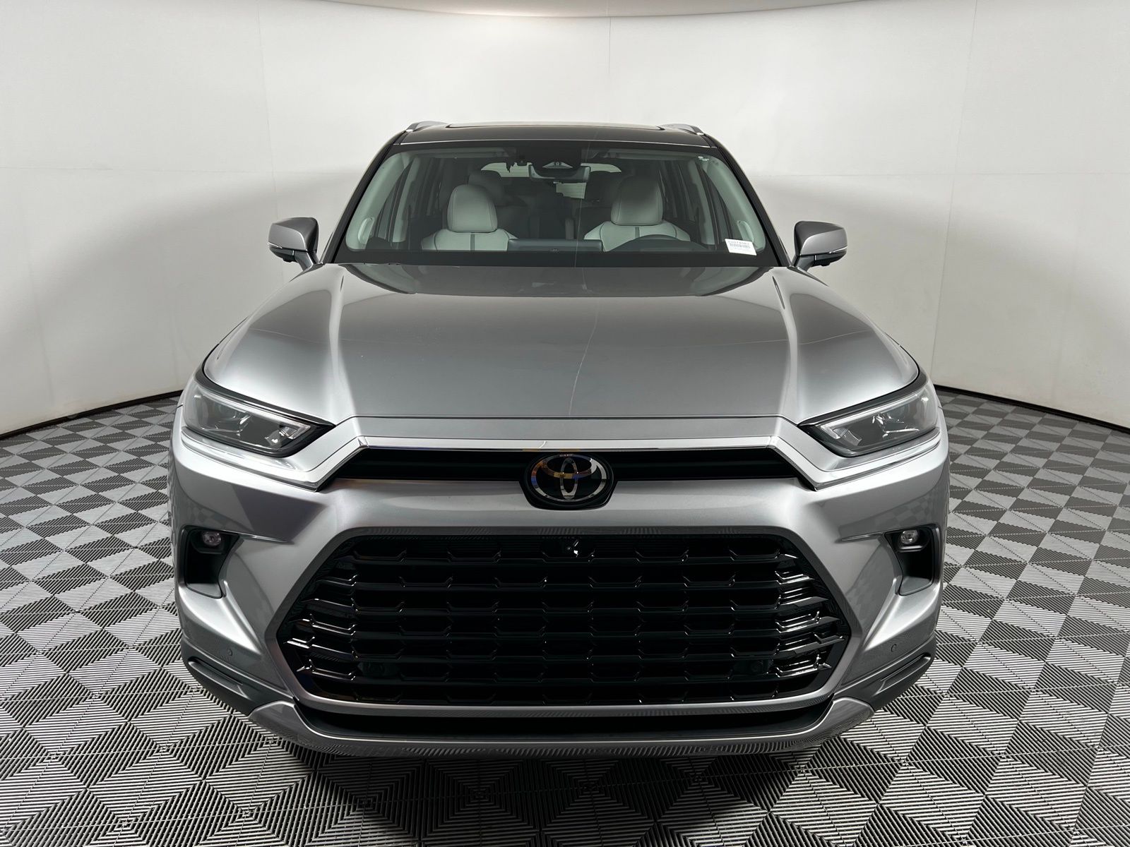 Thumbnail: 2026 Toyota Grand Highlander - 2