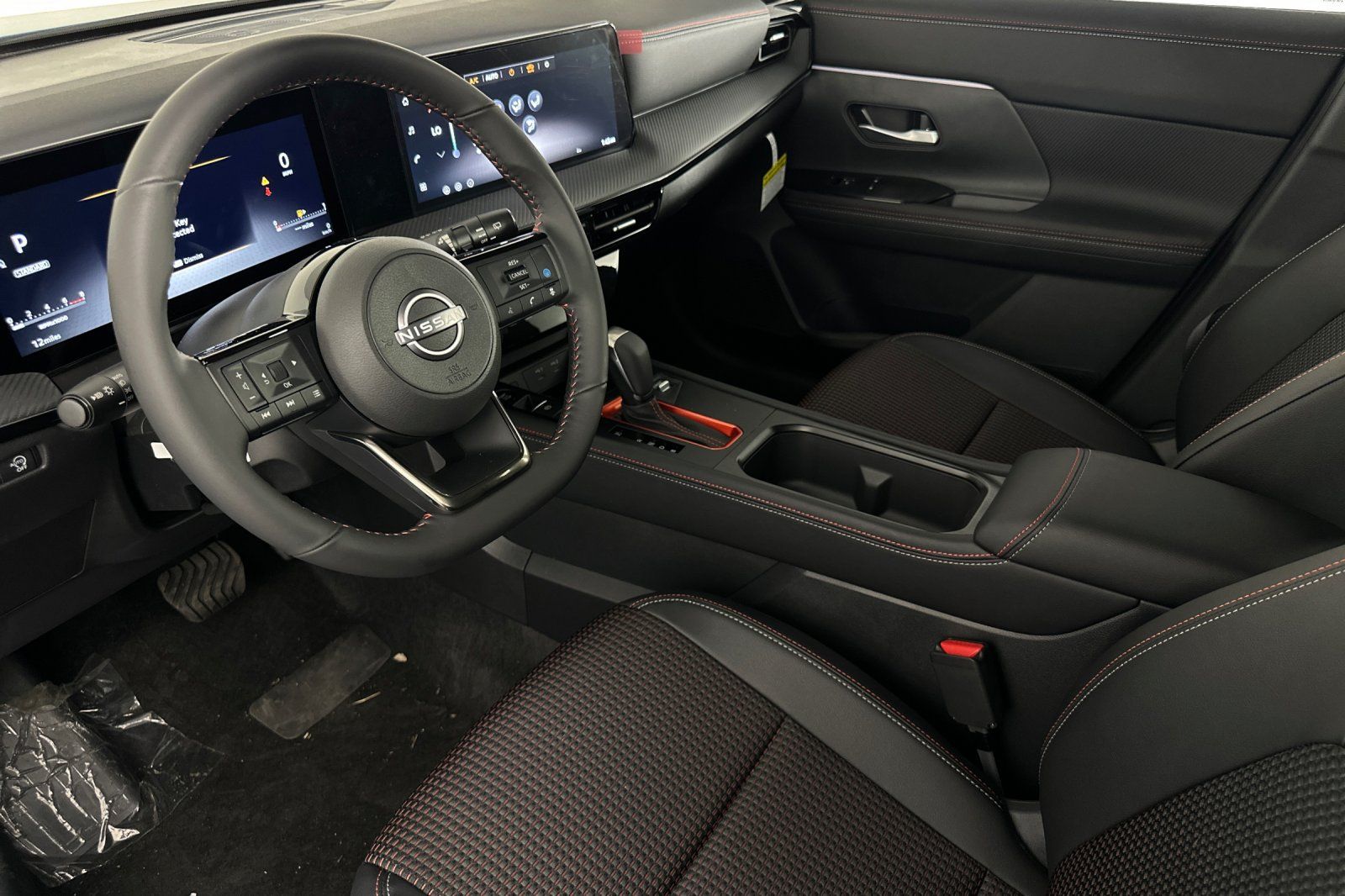 2026 Nissan KICKS SR - Photo 7